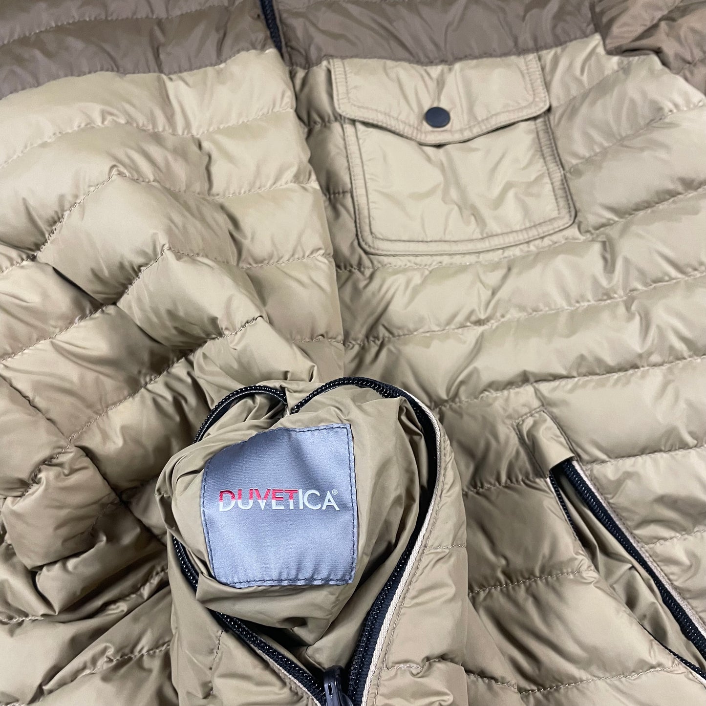 Duvetica FullZip Puffer (M)