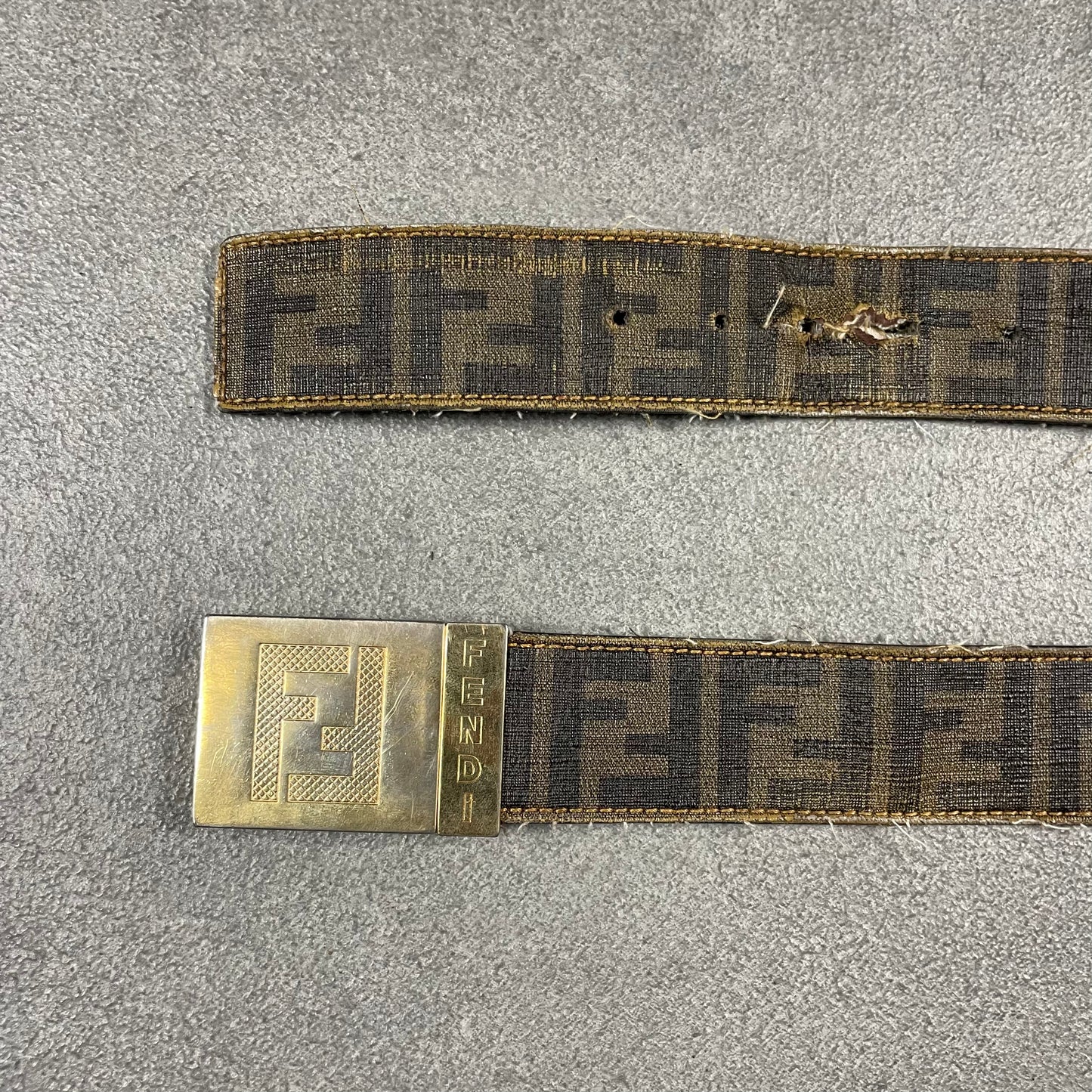 Fendi Reversible Belt (90)