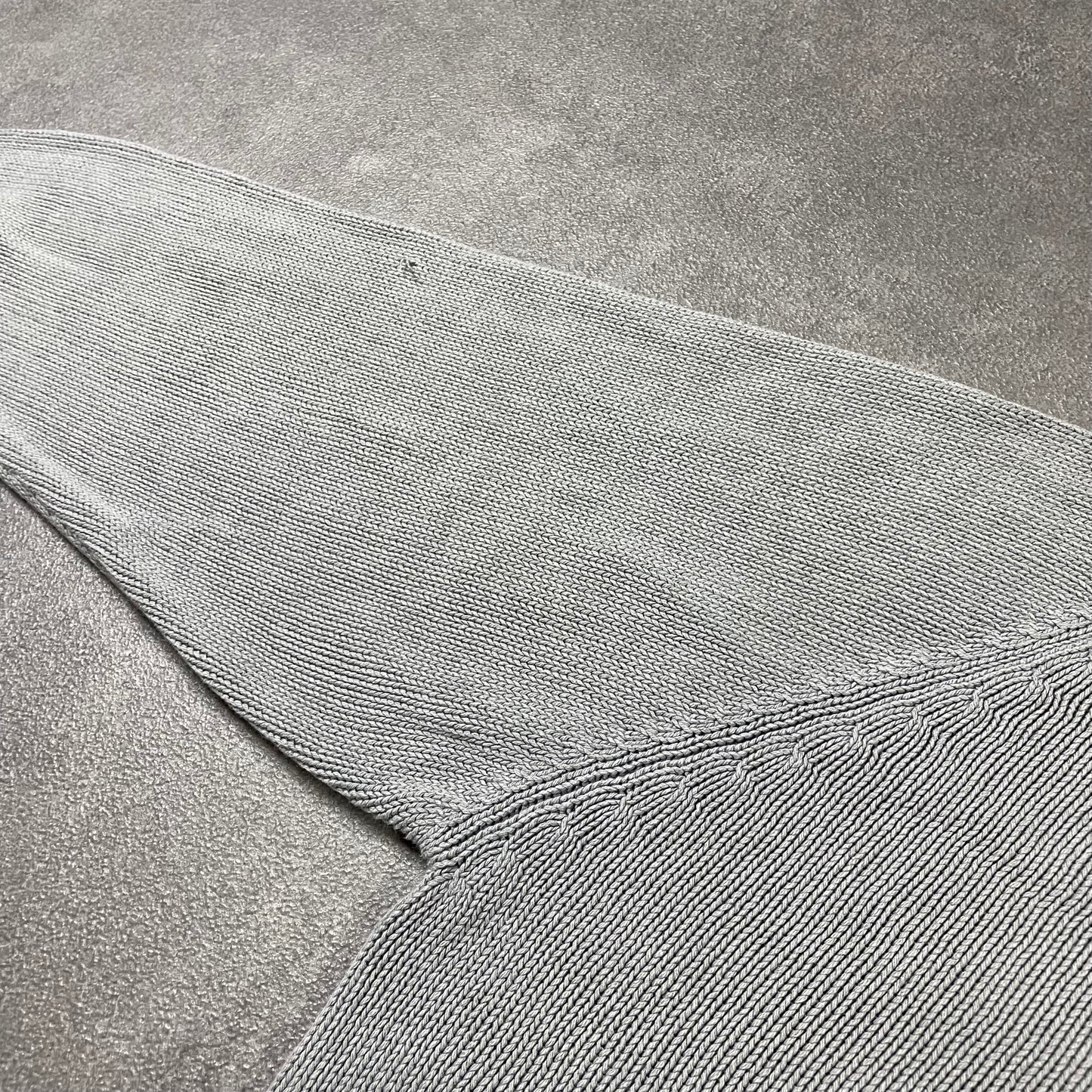 Burberry Grey Crewneck (L)