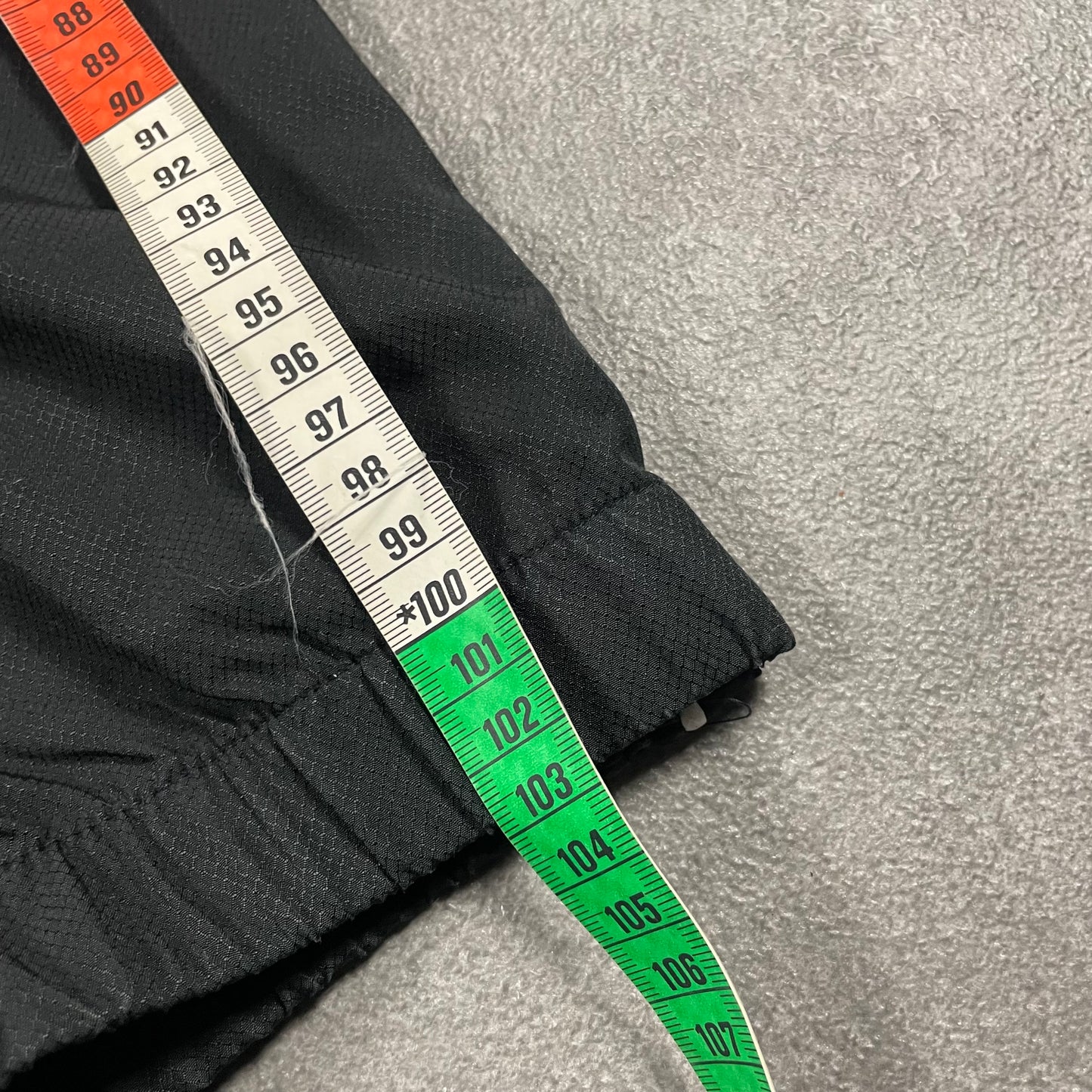 Lacoste Tracksuit (L-XL)