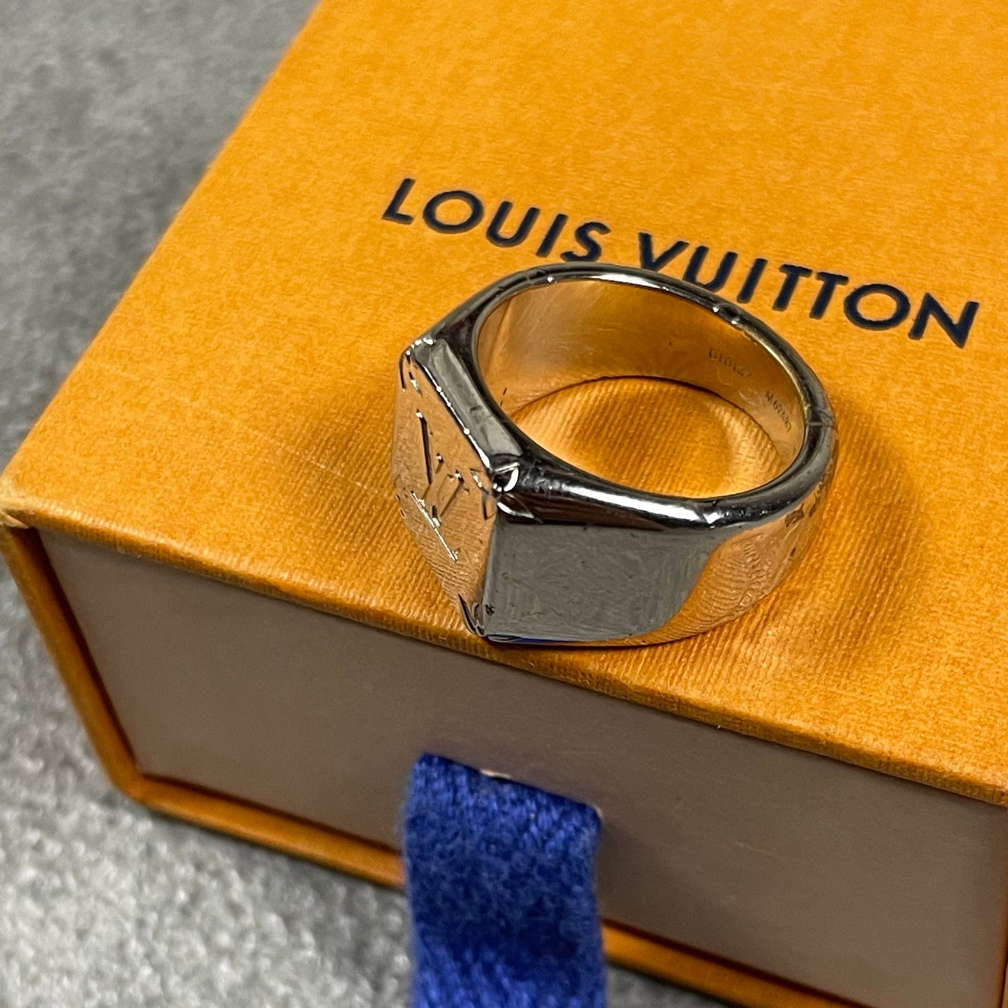 Louis Vuitton Classic Ring