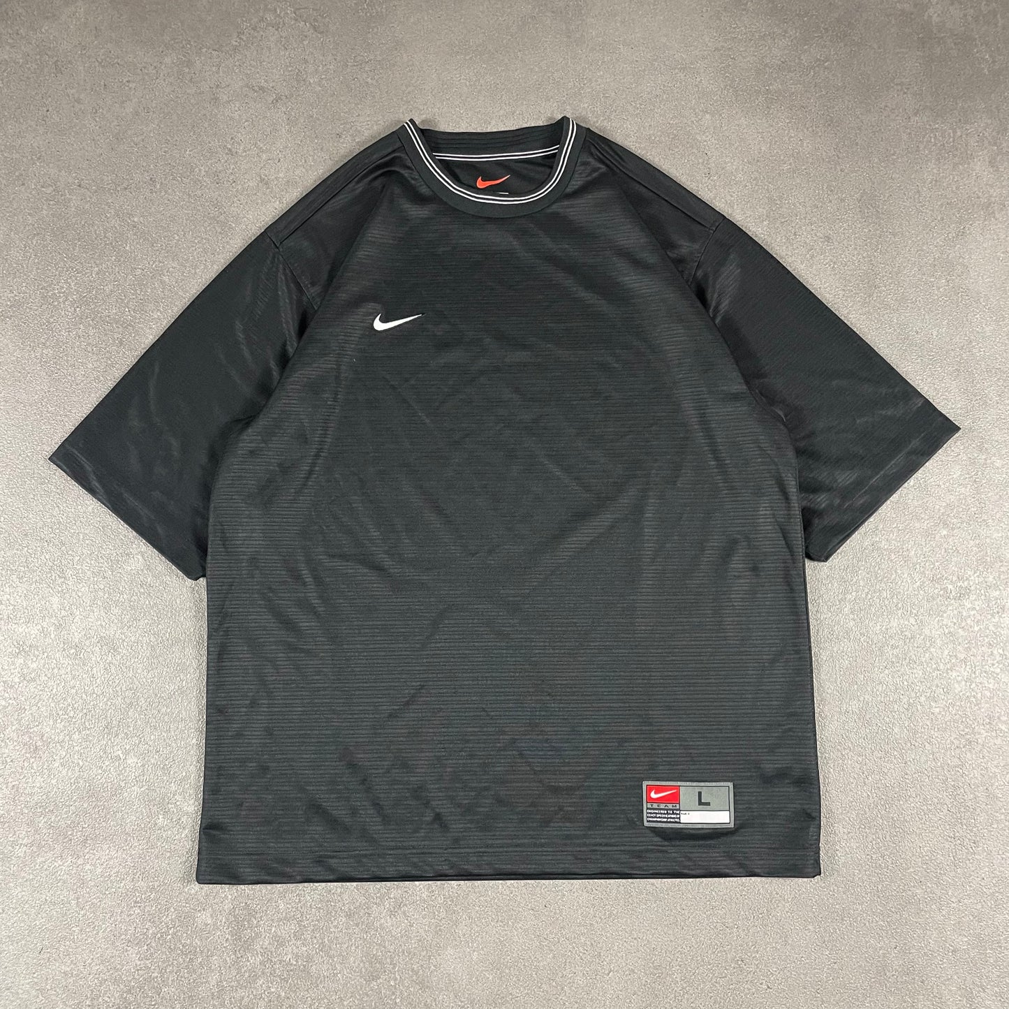 Nike vintage Tee (L)