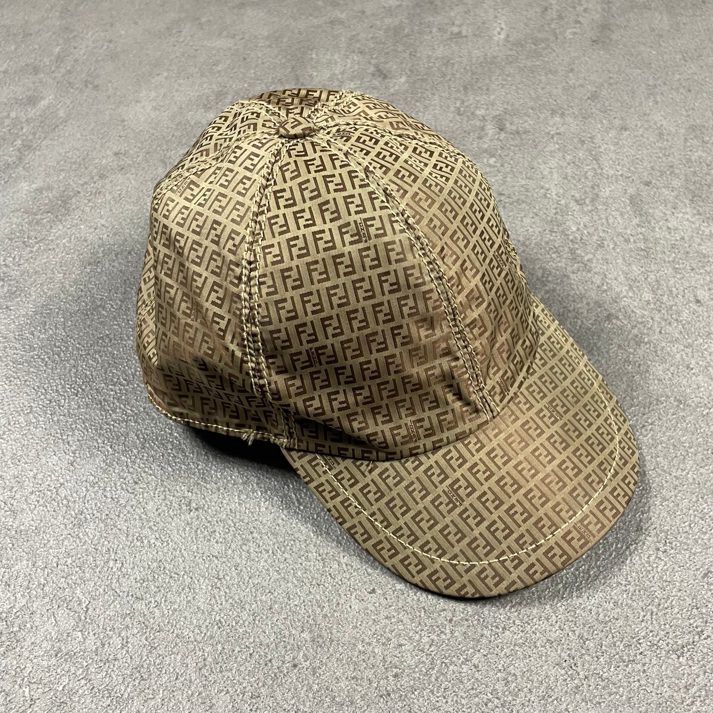 Fendi vintage Cap (XS)