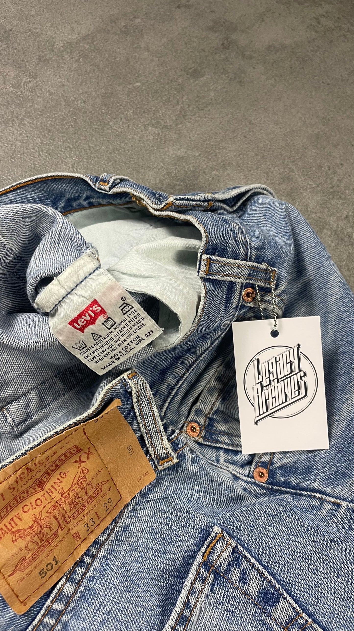 Levis 501 Made in USA (33x29)