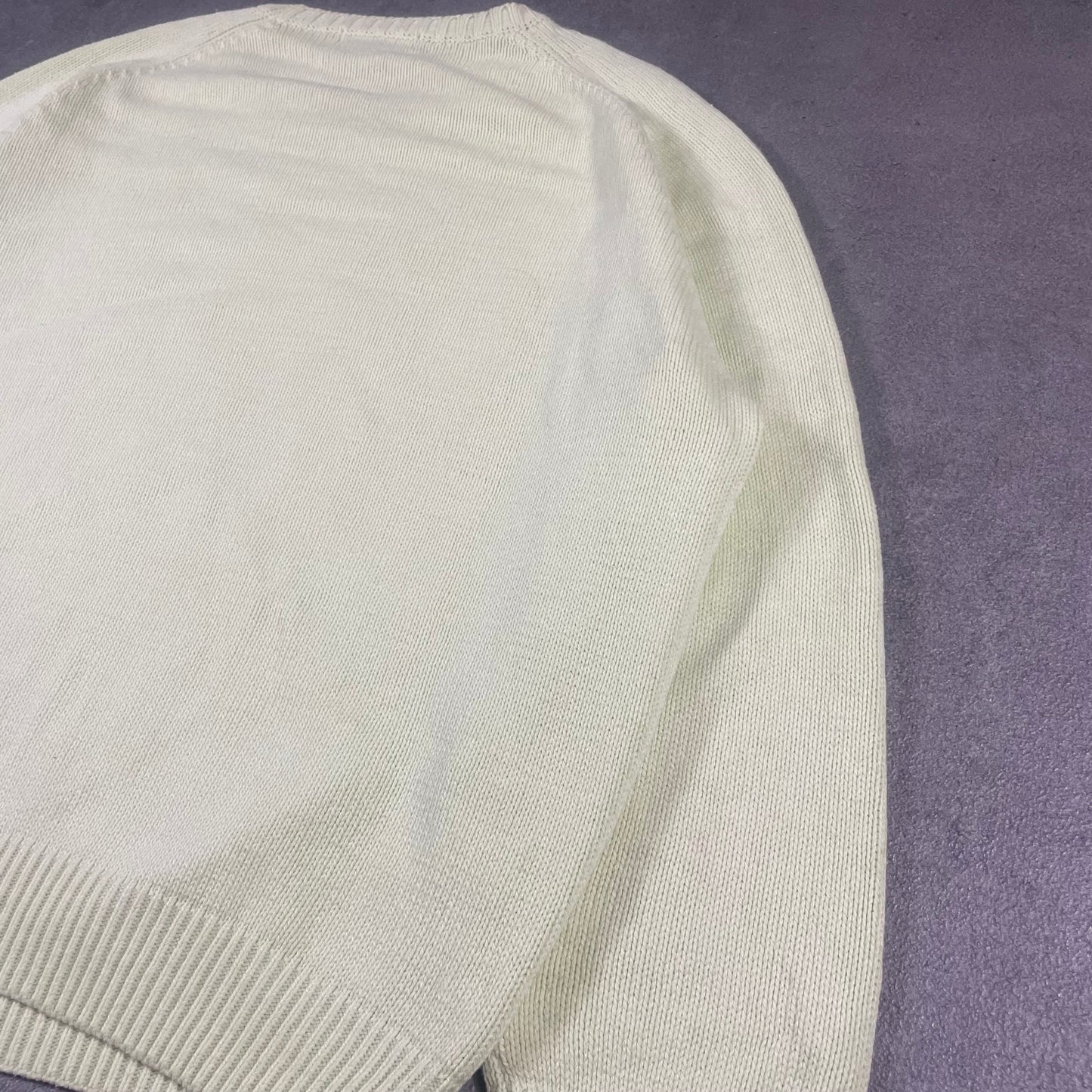 Burberry Crewneck (XL)