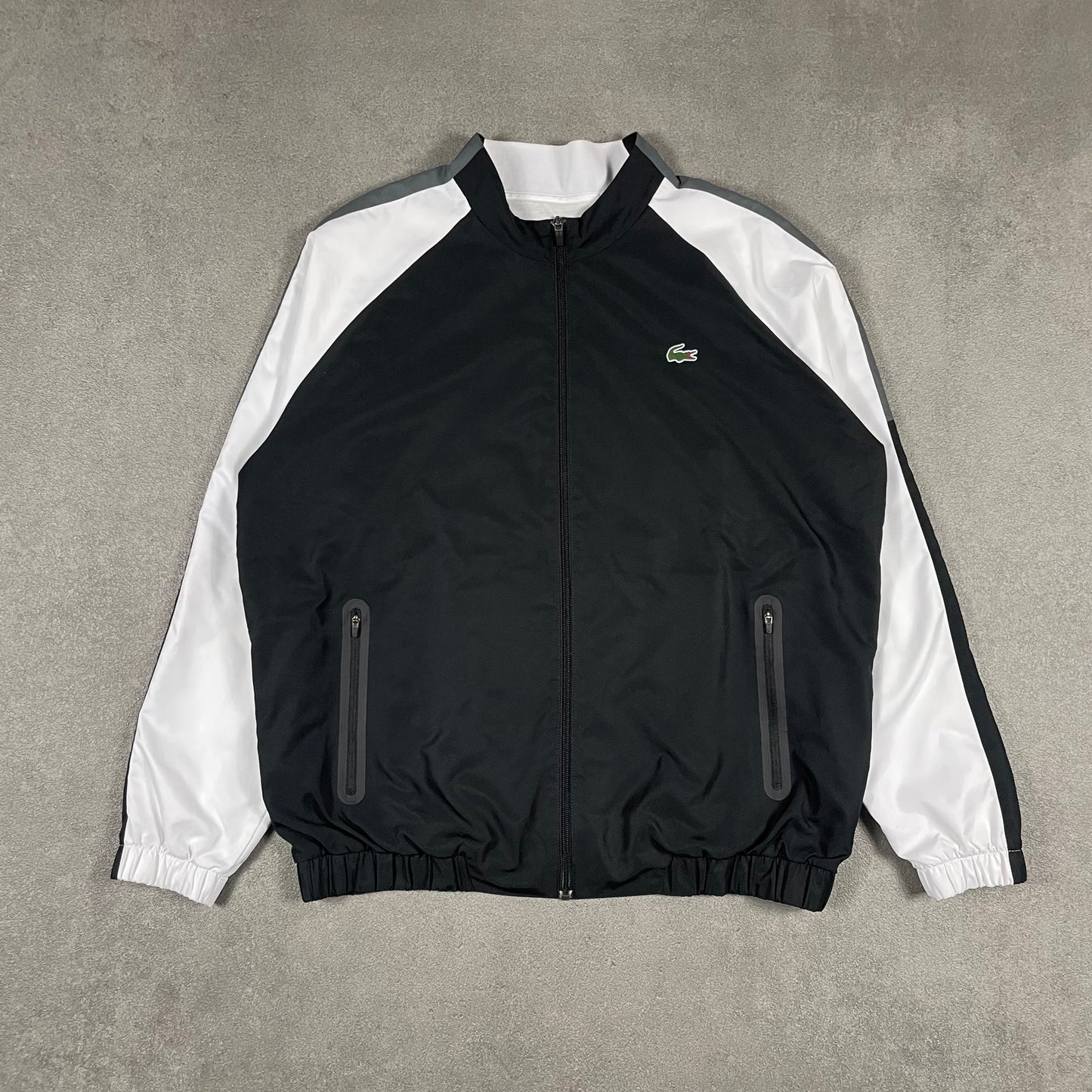 Lacoste Tracksuit (L-XL)