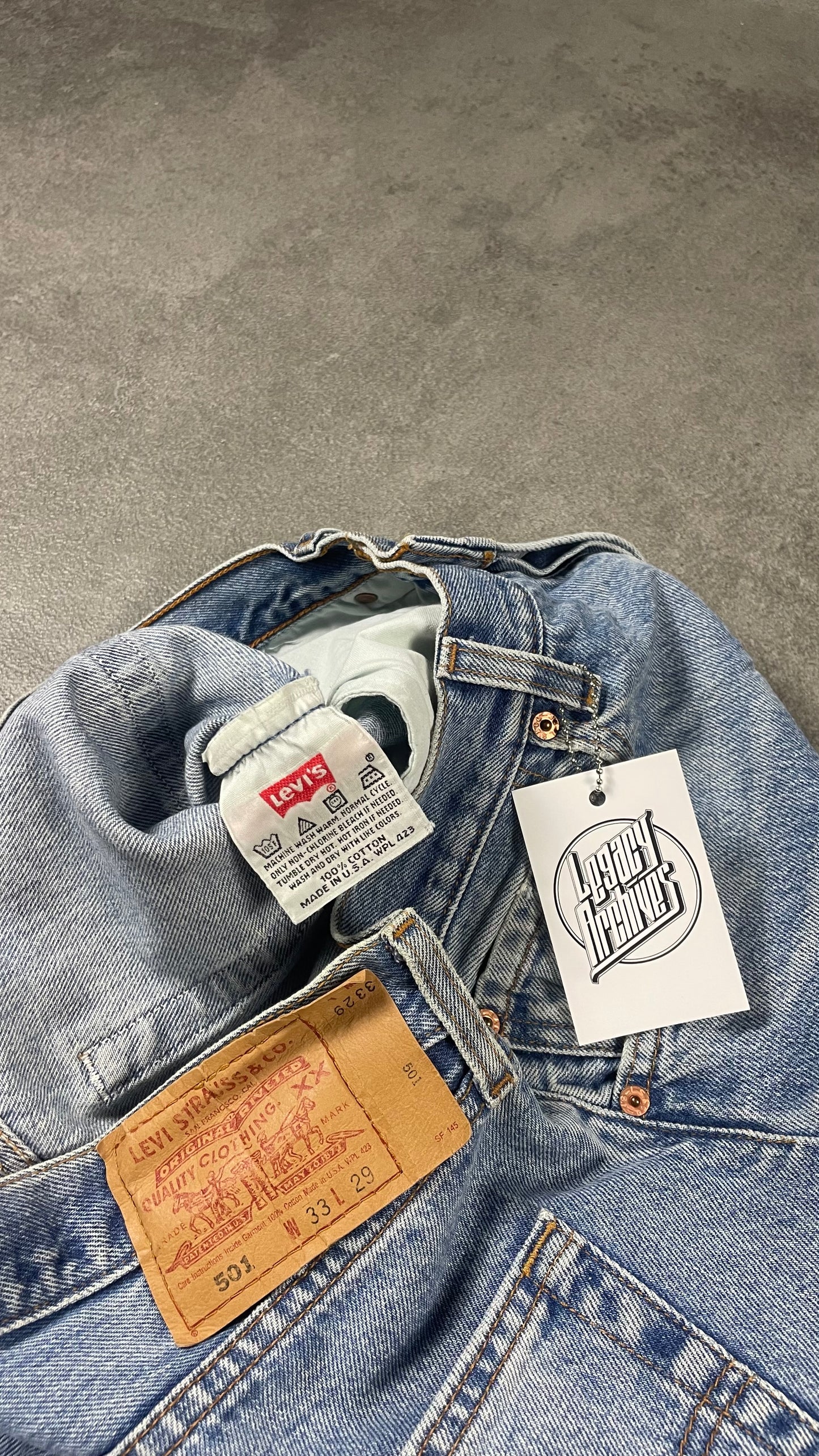 Levis 501 Made in USA (33x29)