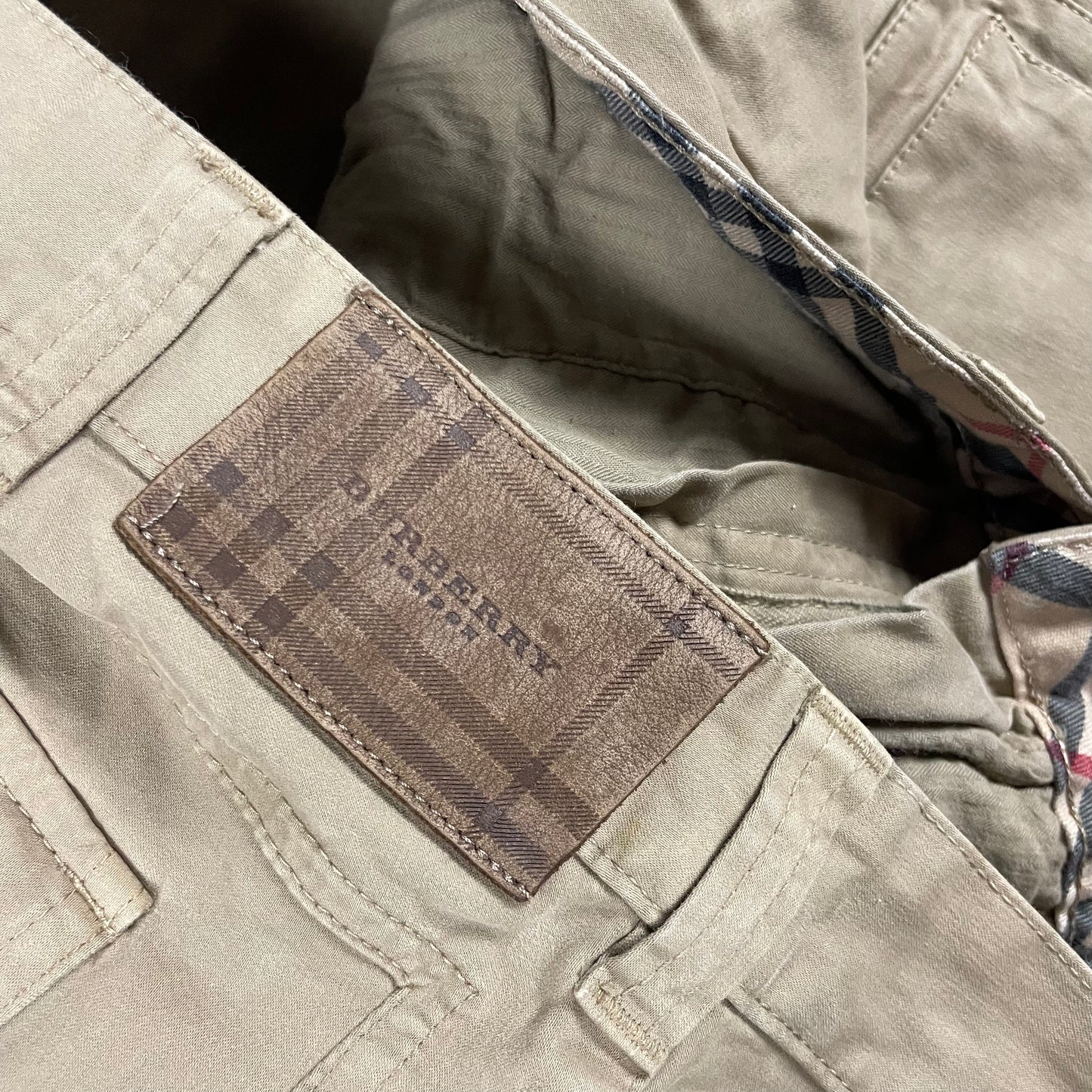 Burberry Cargo Pants (L)