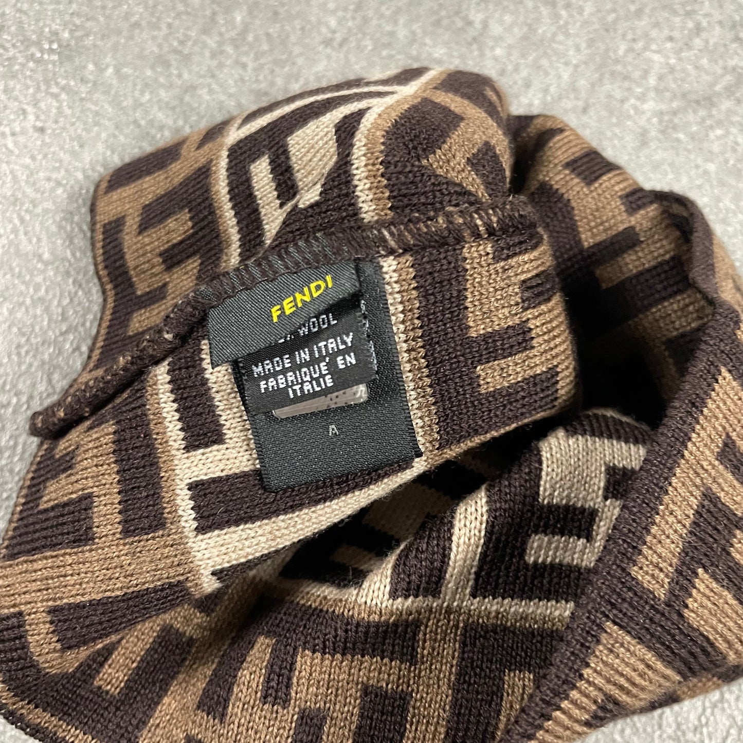 Fendi Beanie ( L )