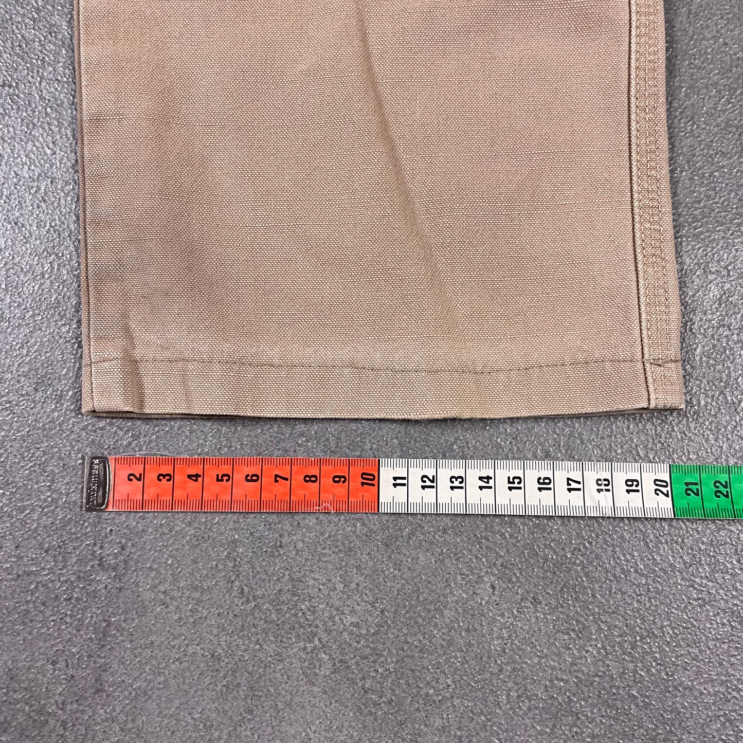 Burberry Chino Pants (L)