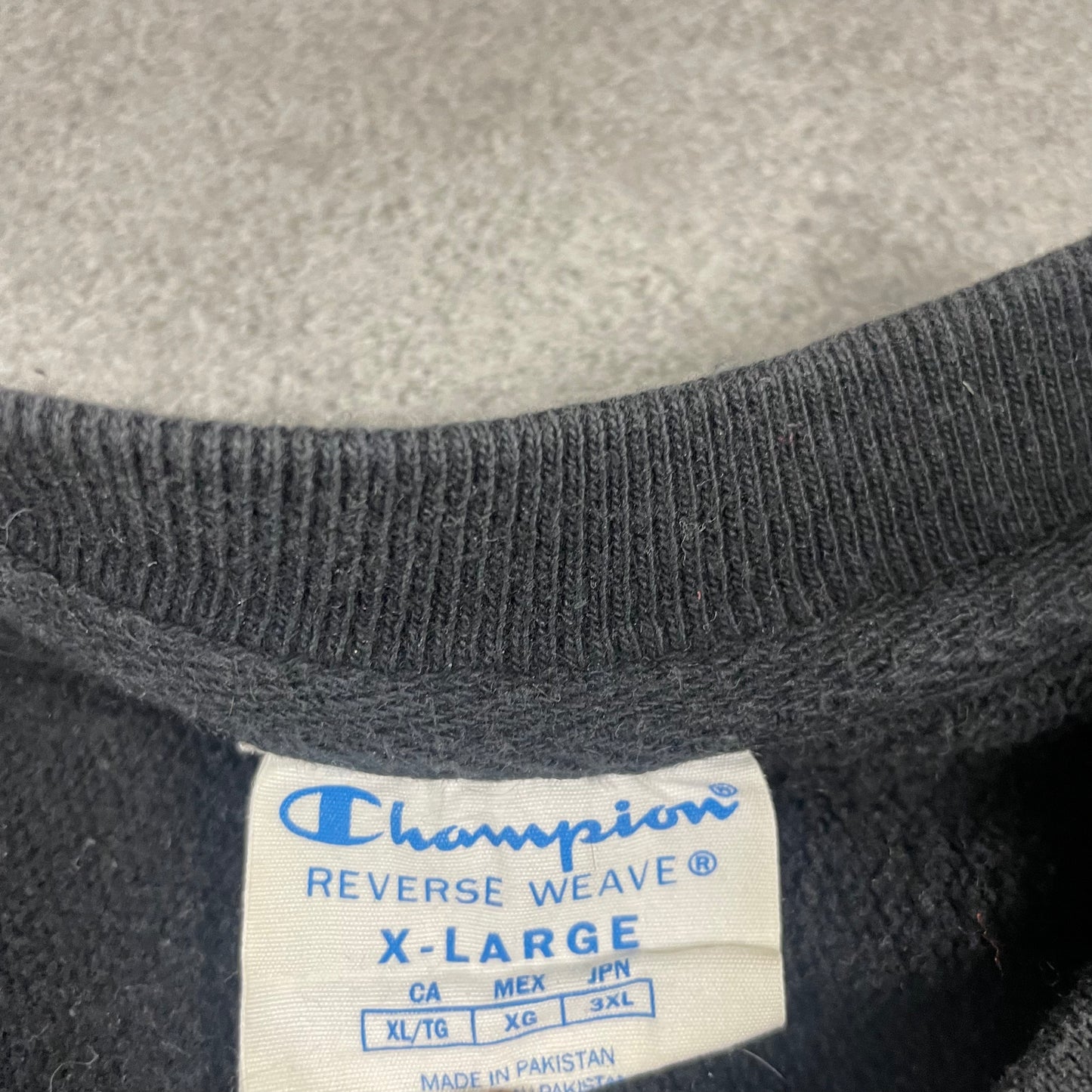 Champion vintage Crewneck (XL)