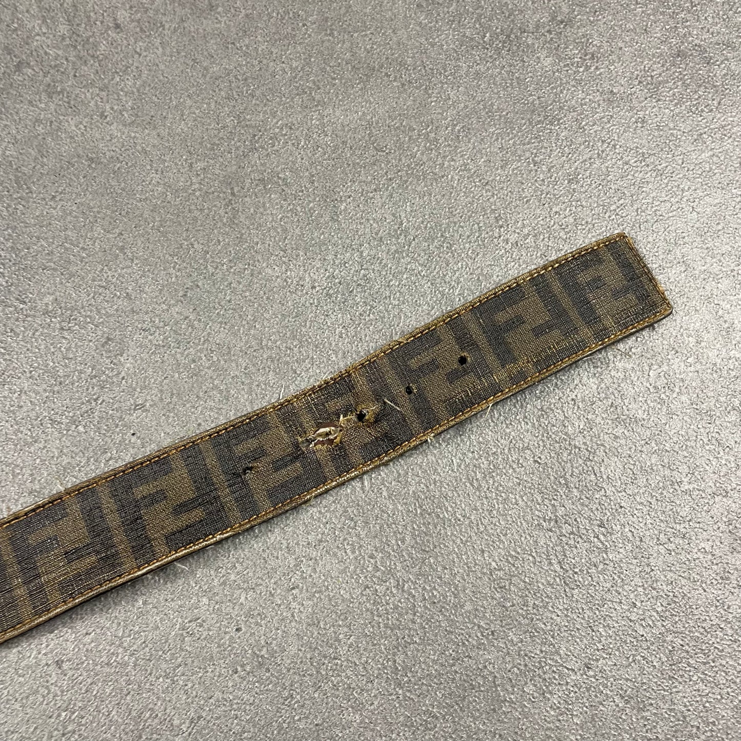 Fendi Reversible Belt (90)