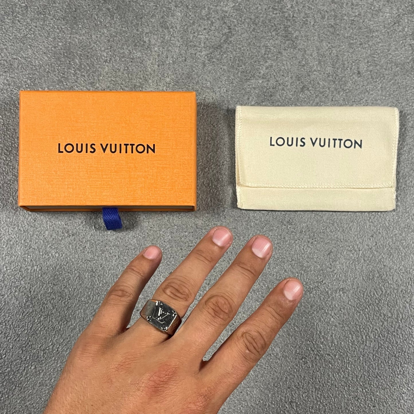 Louis Vuitton Ring (M)