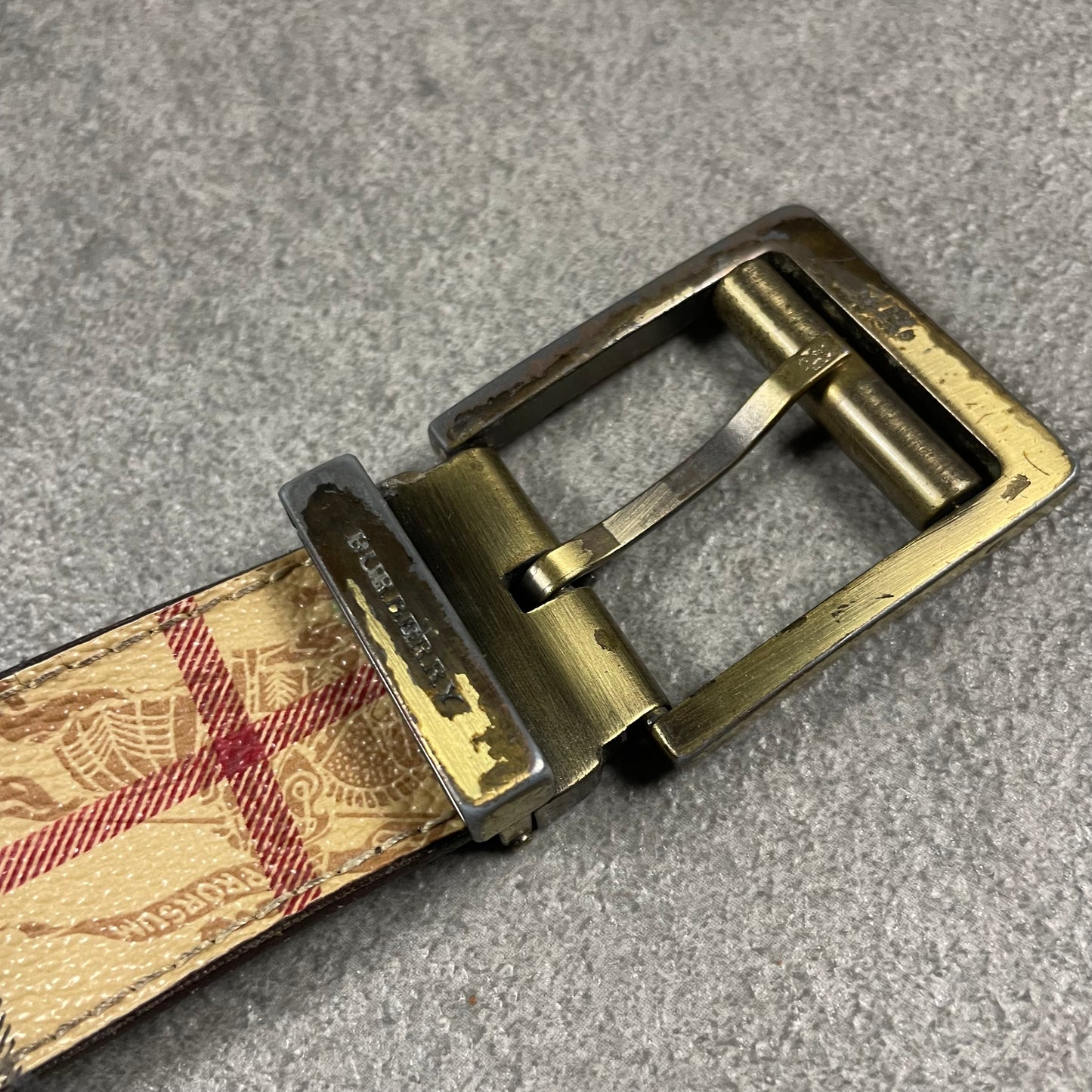 Burberry Belt (95)