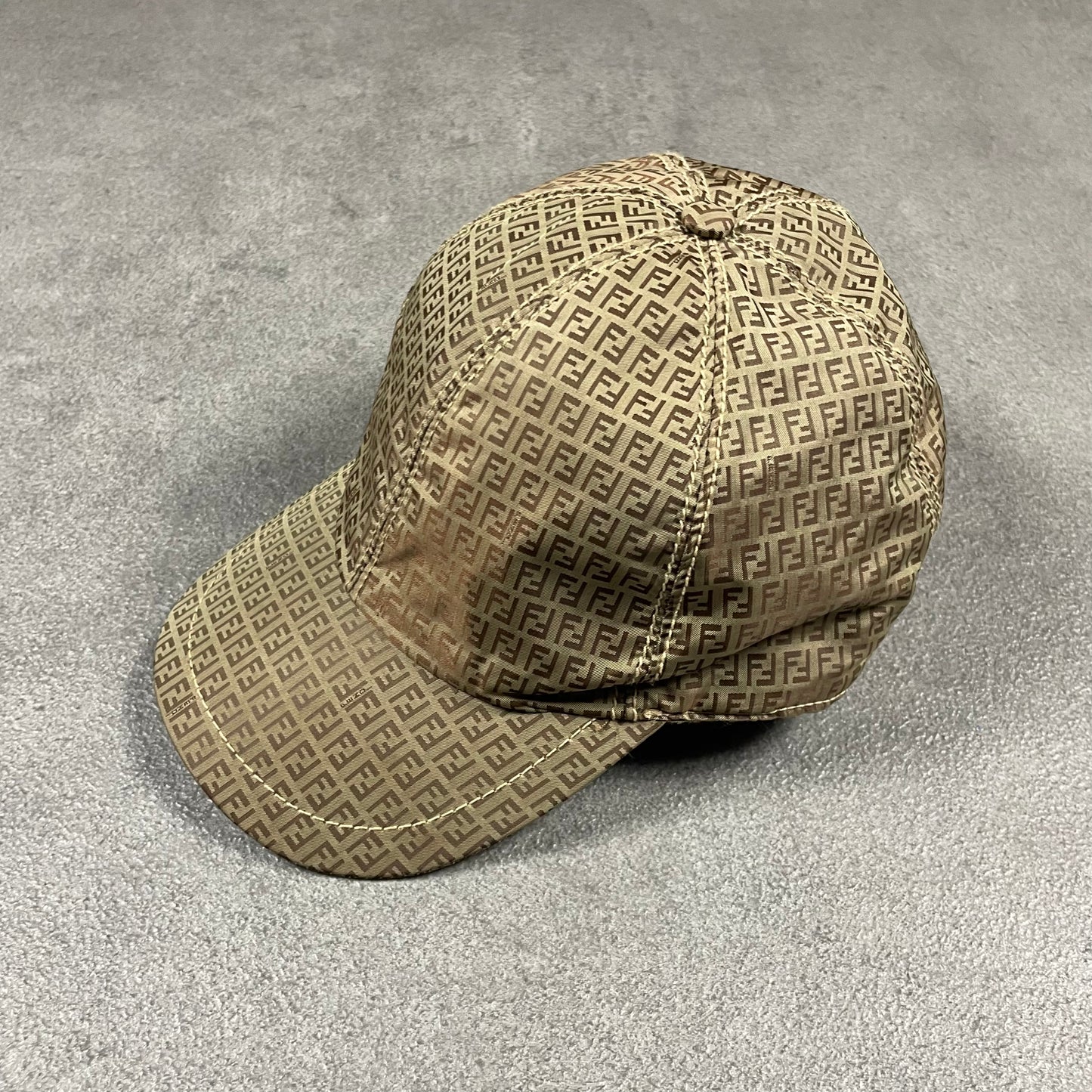 Fendi vintage Cap (XS)