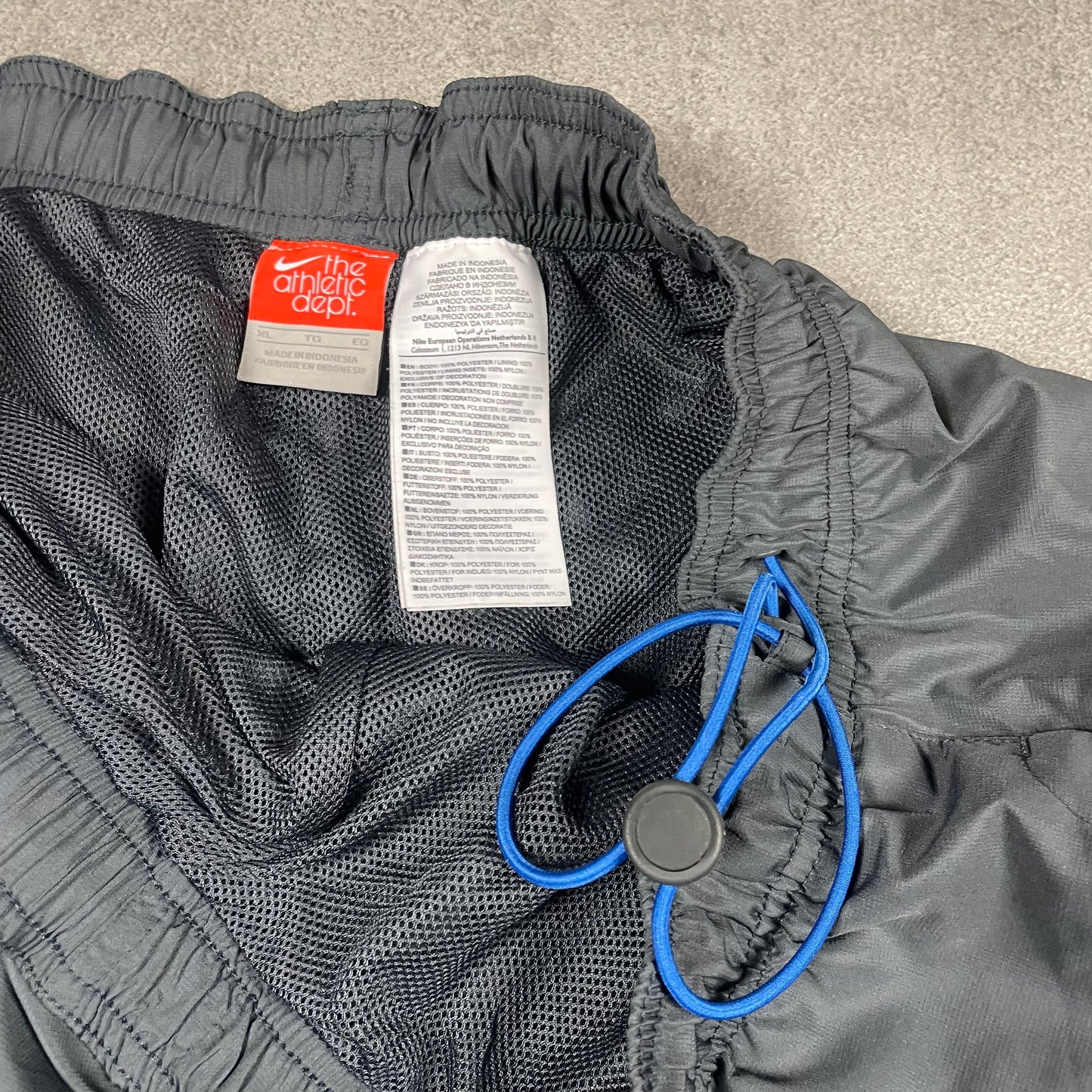 Nike vintage Tracksuit (XL)