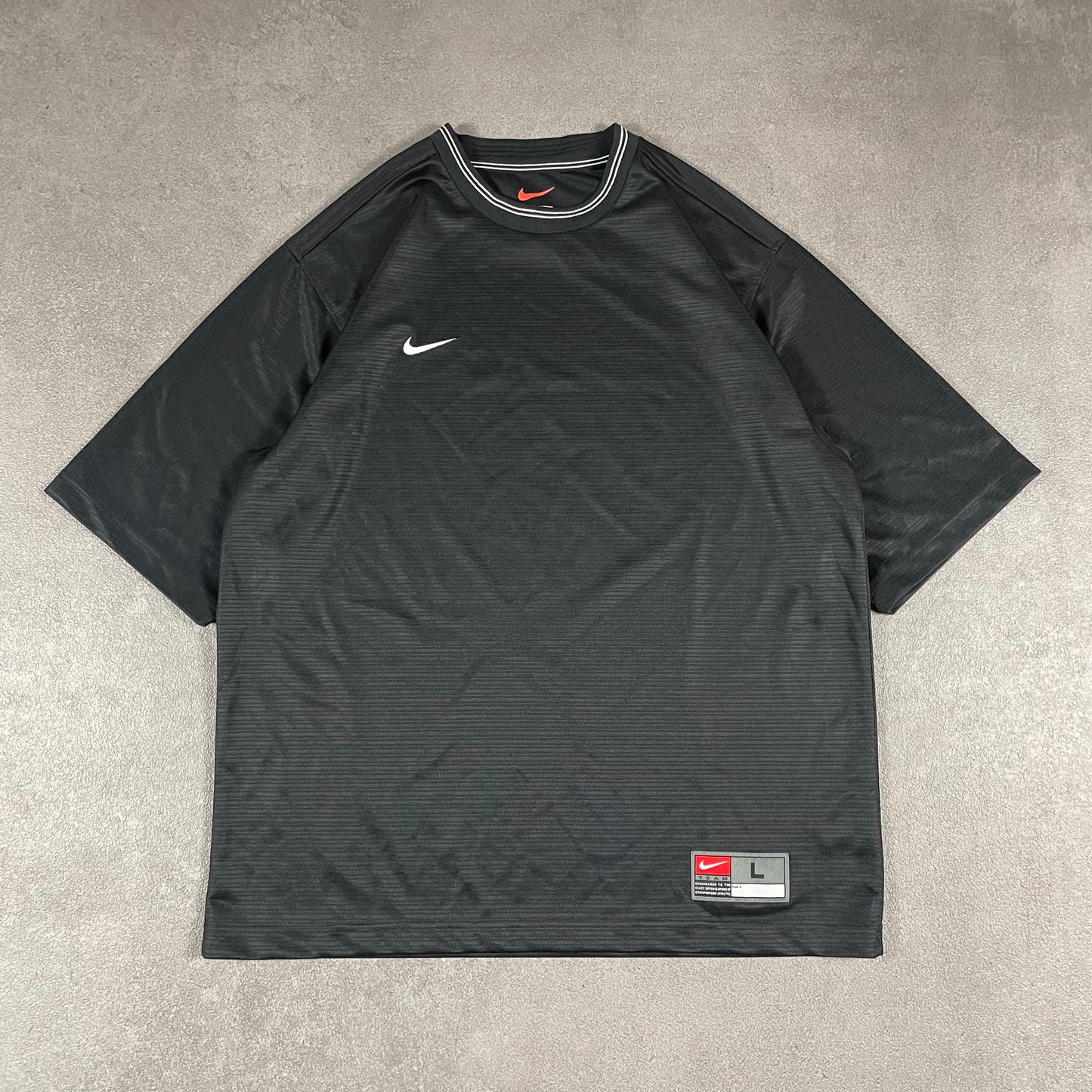 Nike vintage Tee (L)