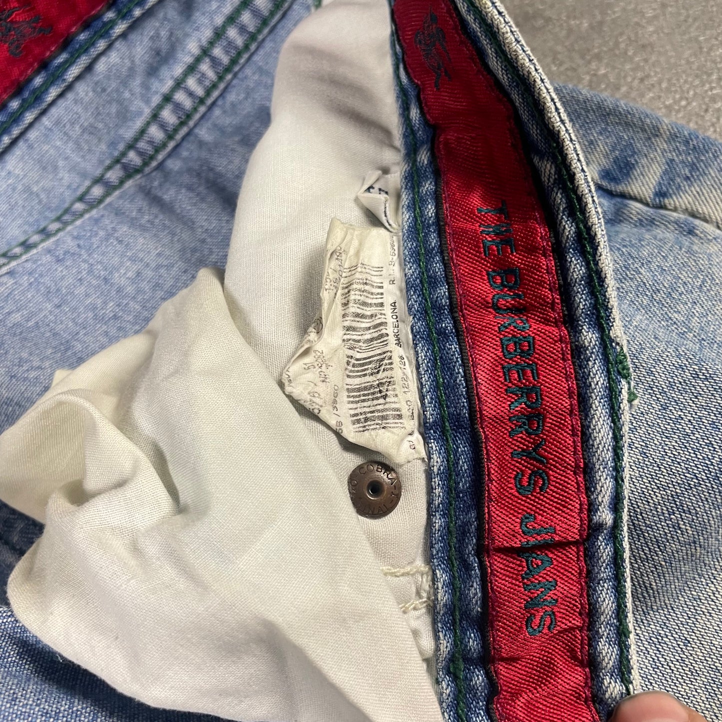 Burberry vintage jeans (L)