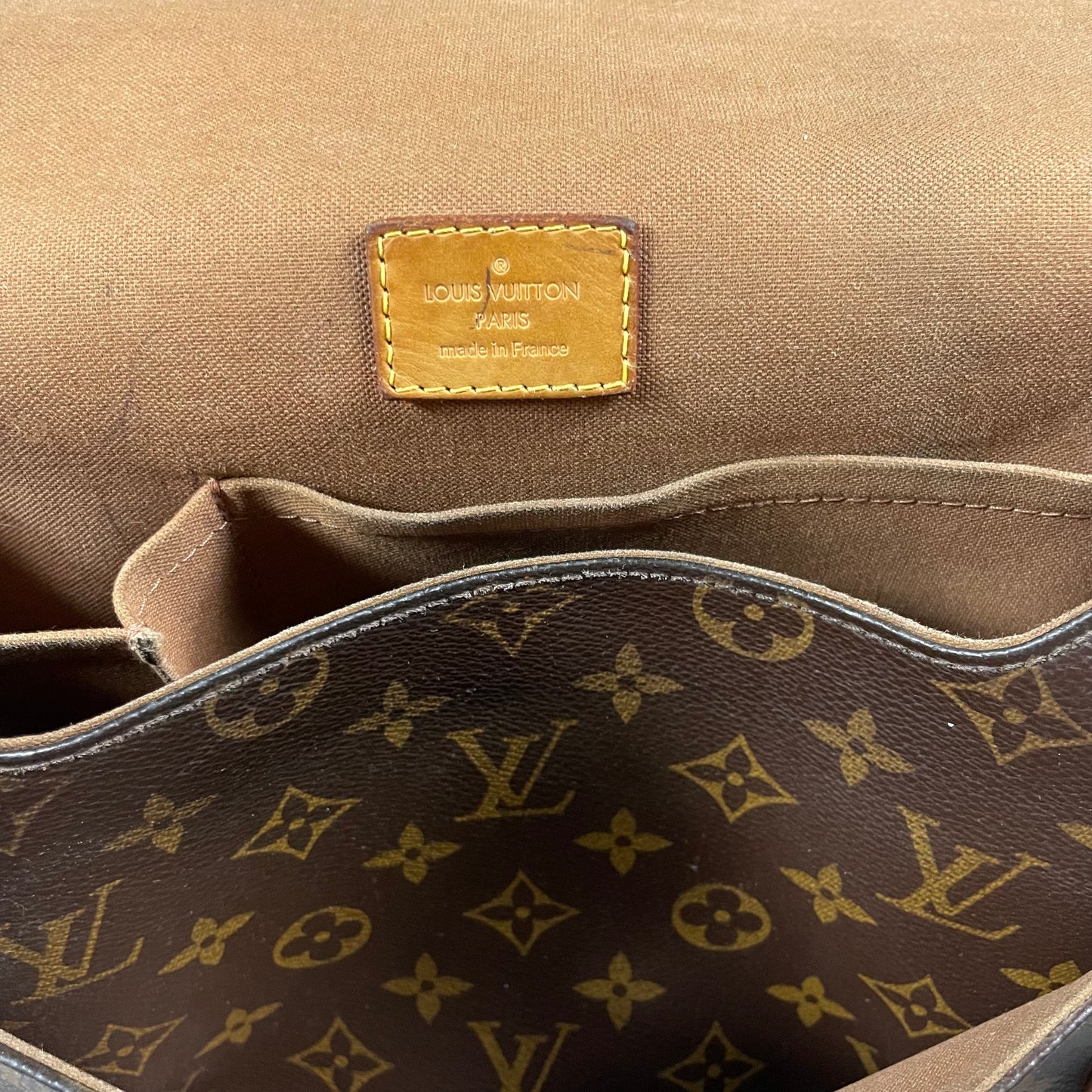 Louis Vuitton Bosphore Bag