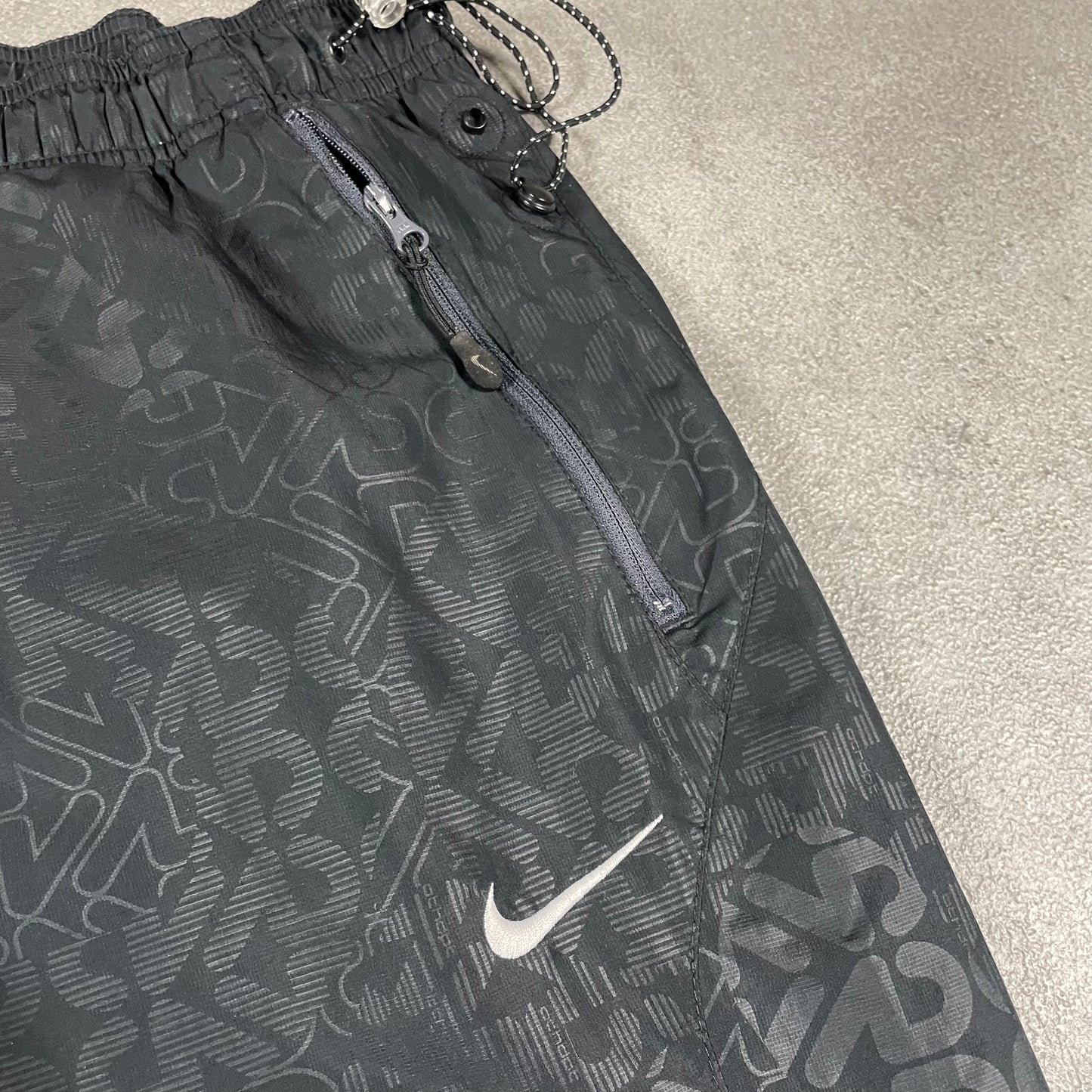 Nike vintage Trackpant (L)