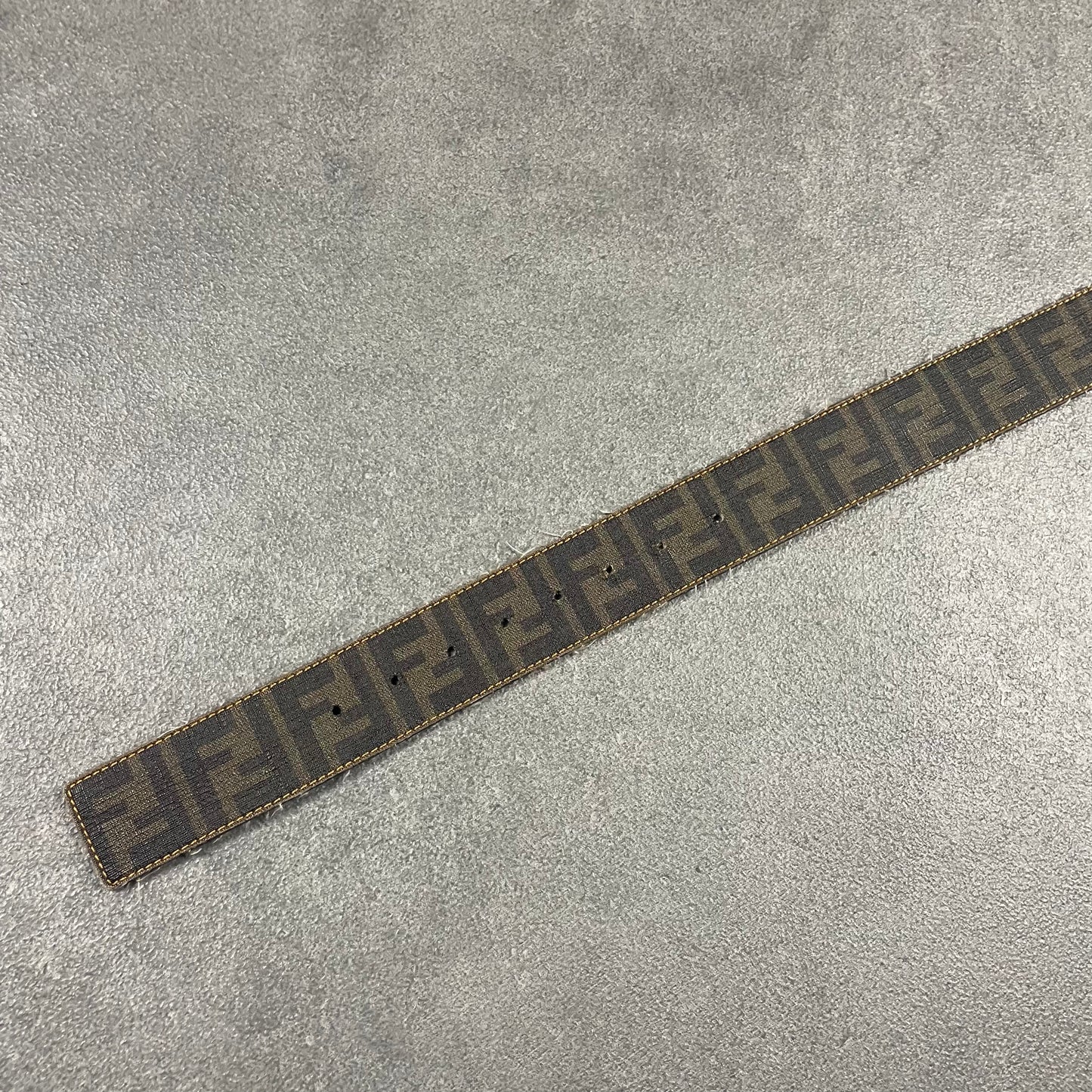 Fendi reversible Belt (110)