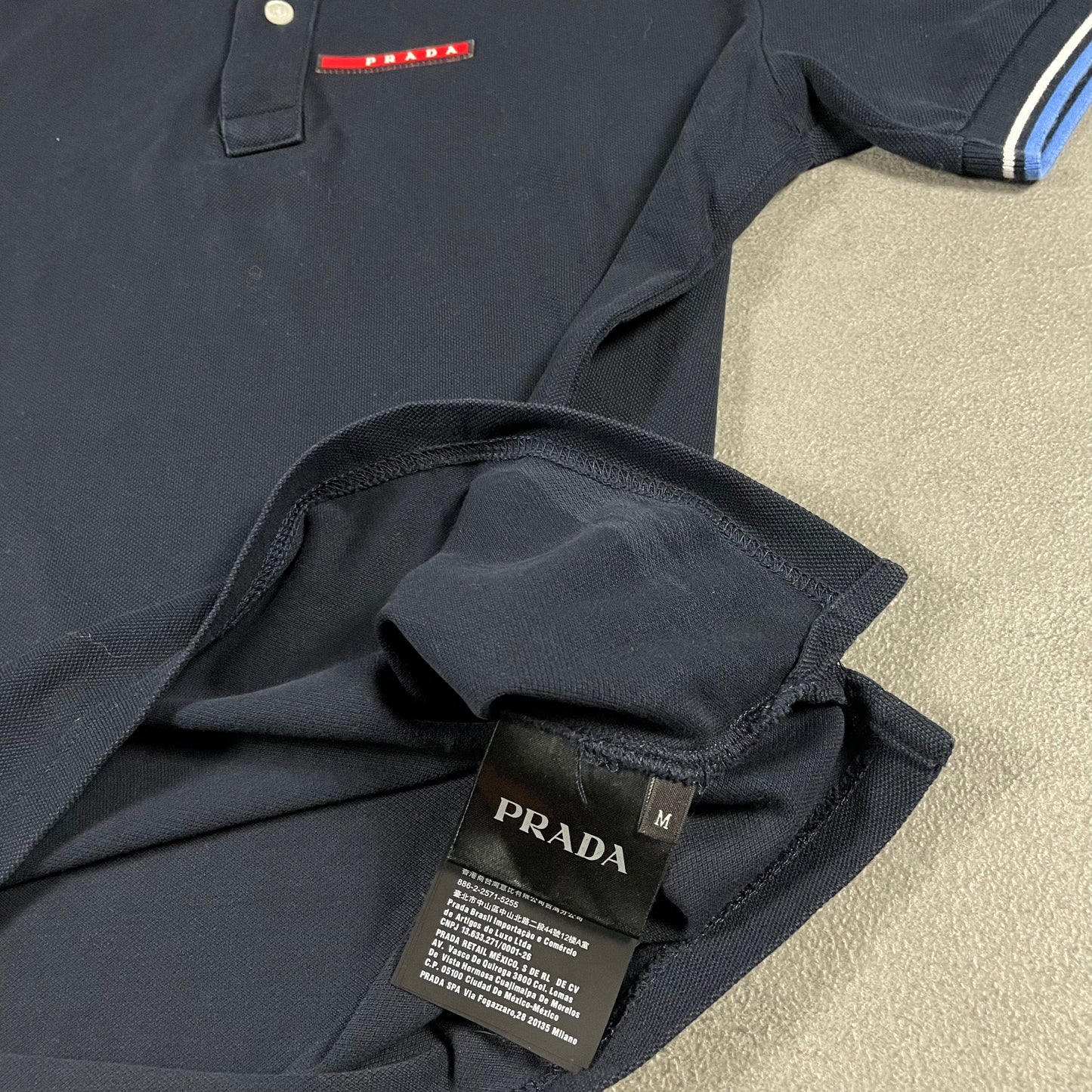 Prada vintage polo (M)