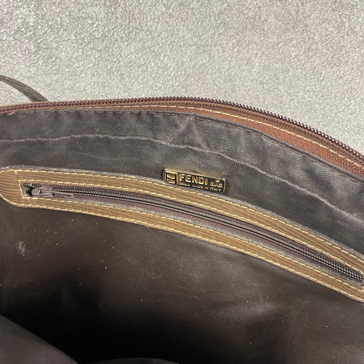 Fendi vintage Messenger