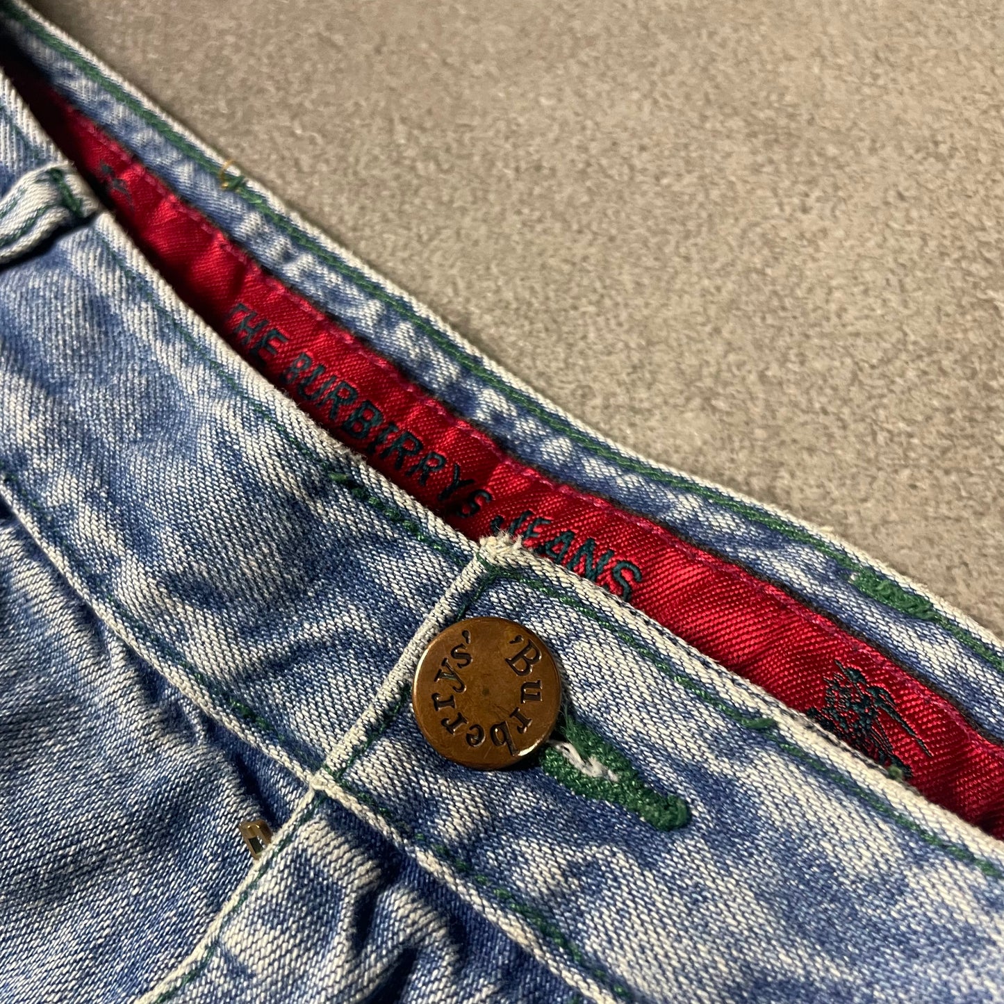 Burberry vintage jeans (L)