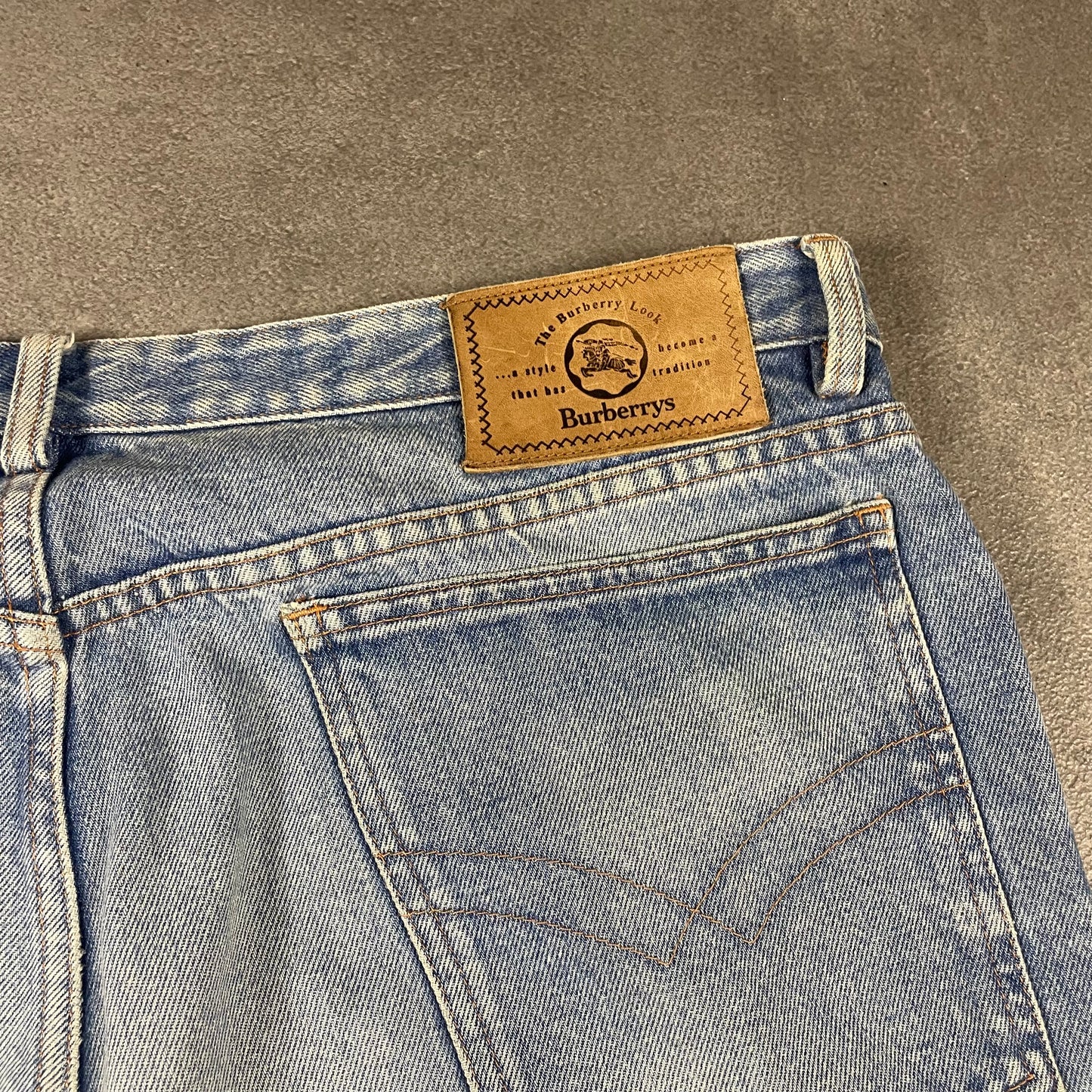 Burberry vintage Jeans (L)