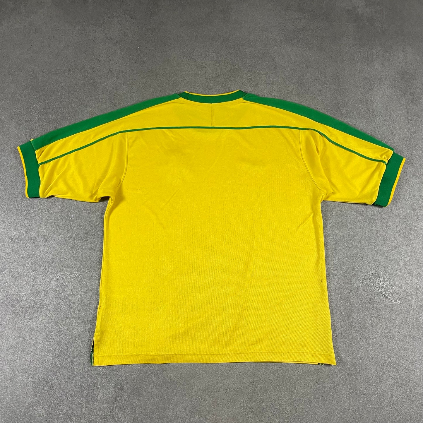 Nike x Brazil 90s Jersey (M)