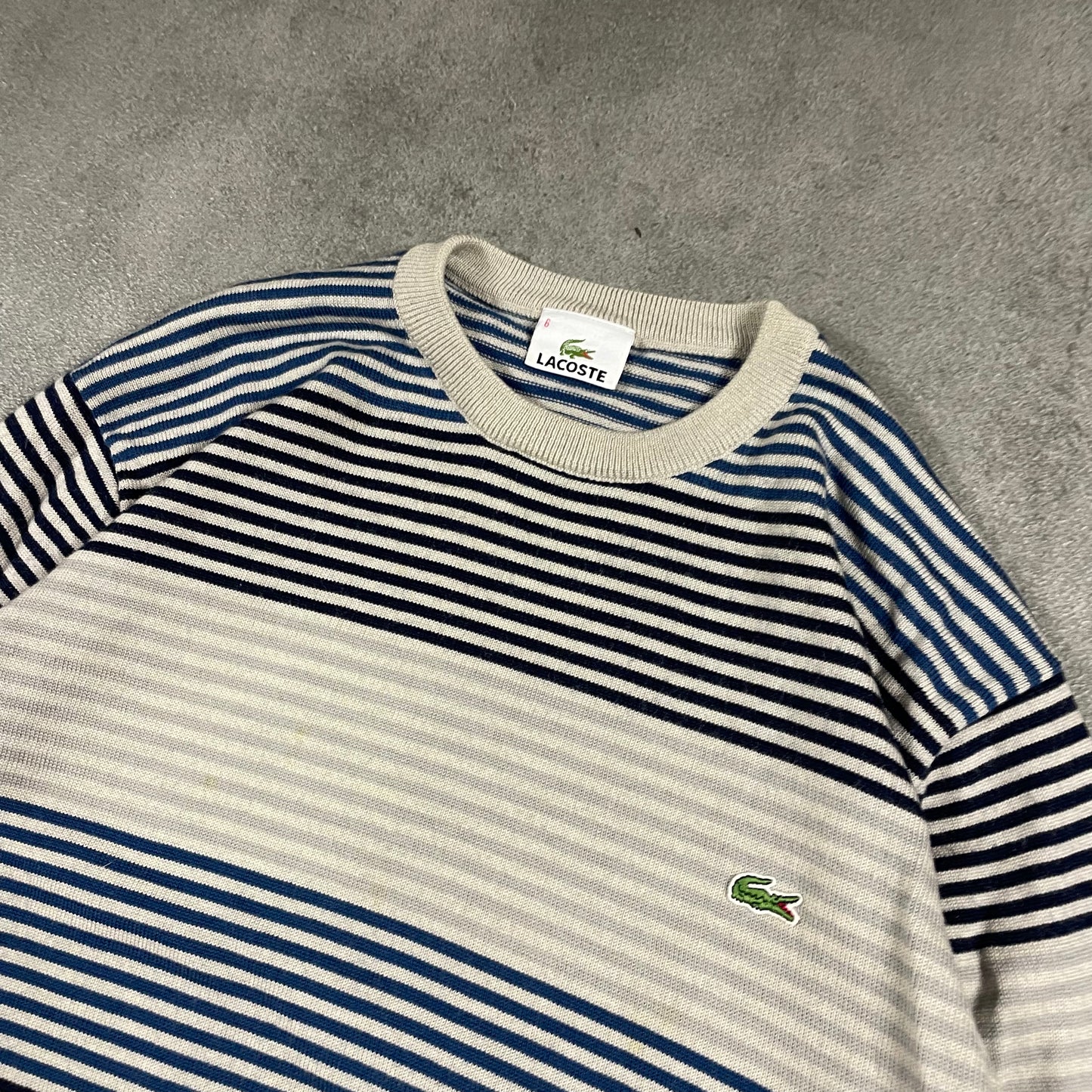 Lacoste Crewneck (L-XL)