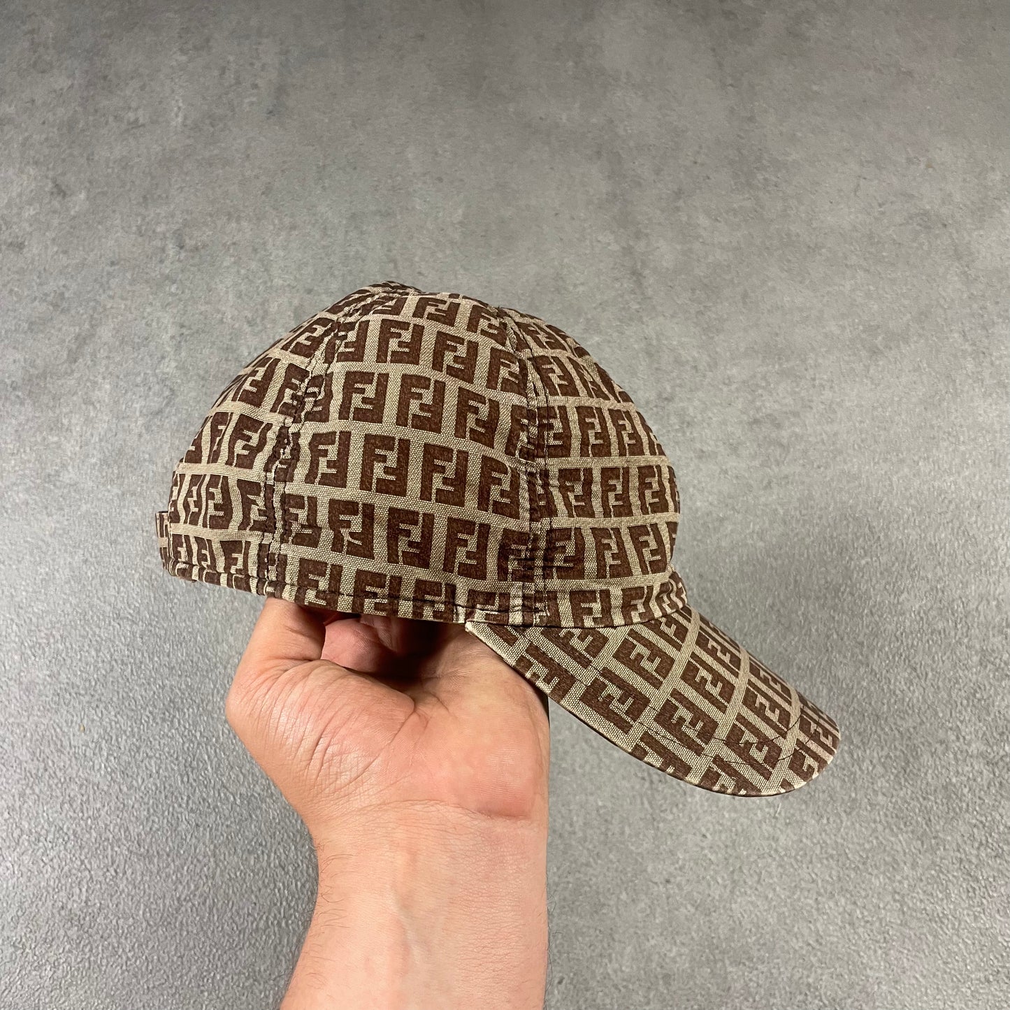 Fendi vintage cap (S)