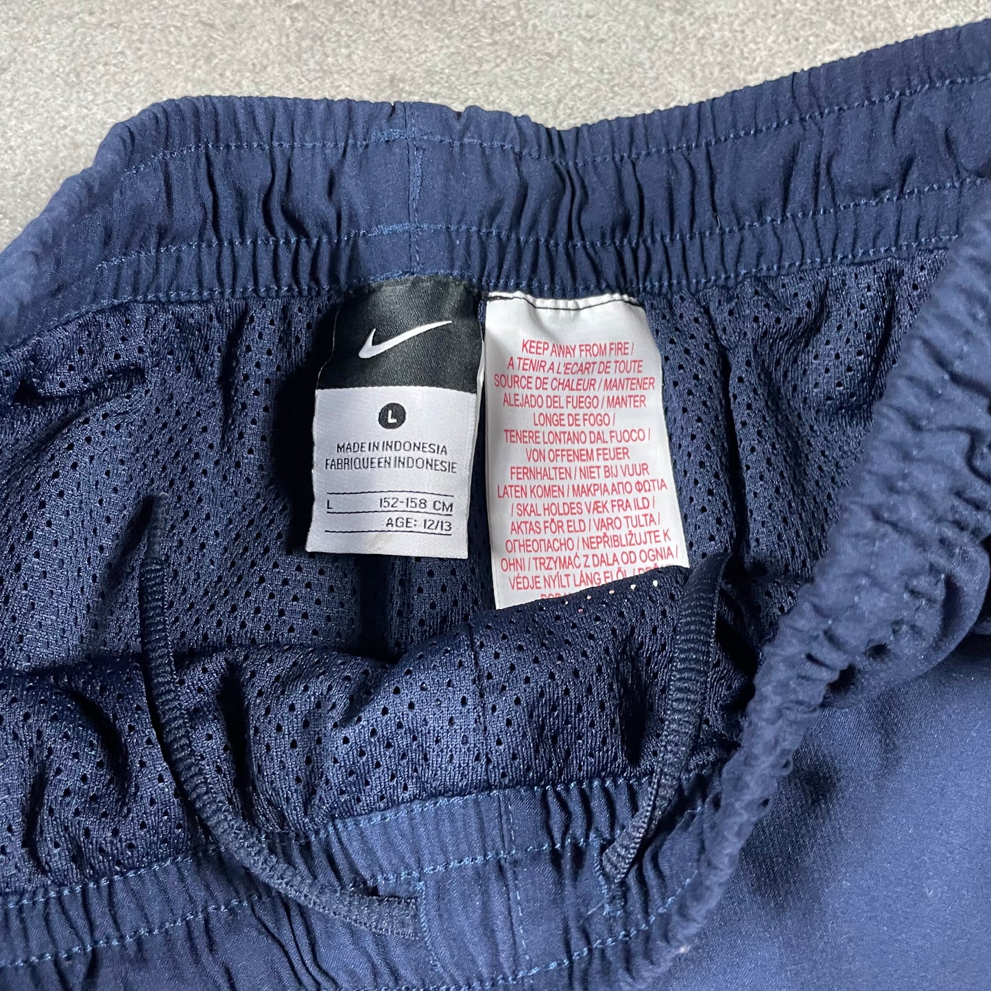 Nike vintage Trackpant (XS)