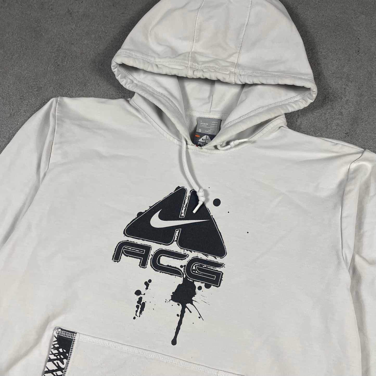 Nike ACG vintage Hoodie (S)