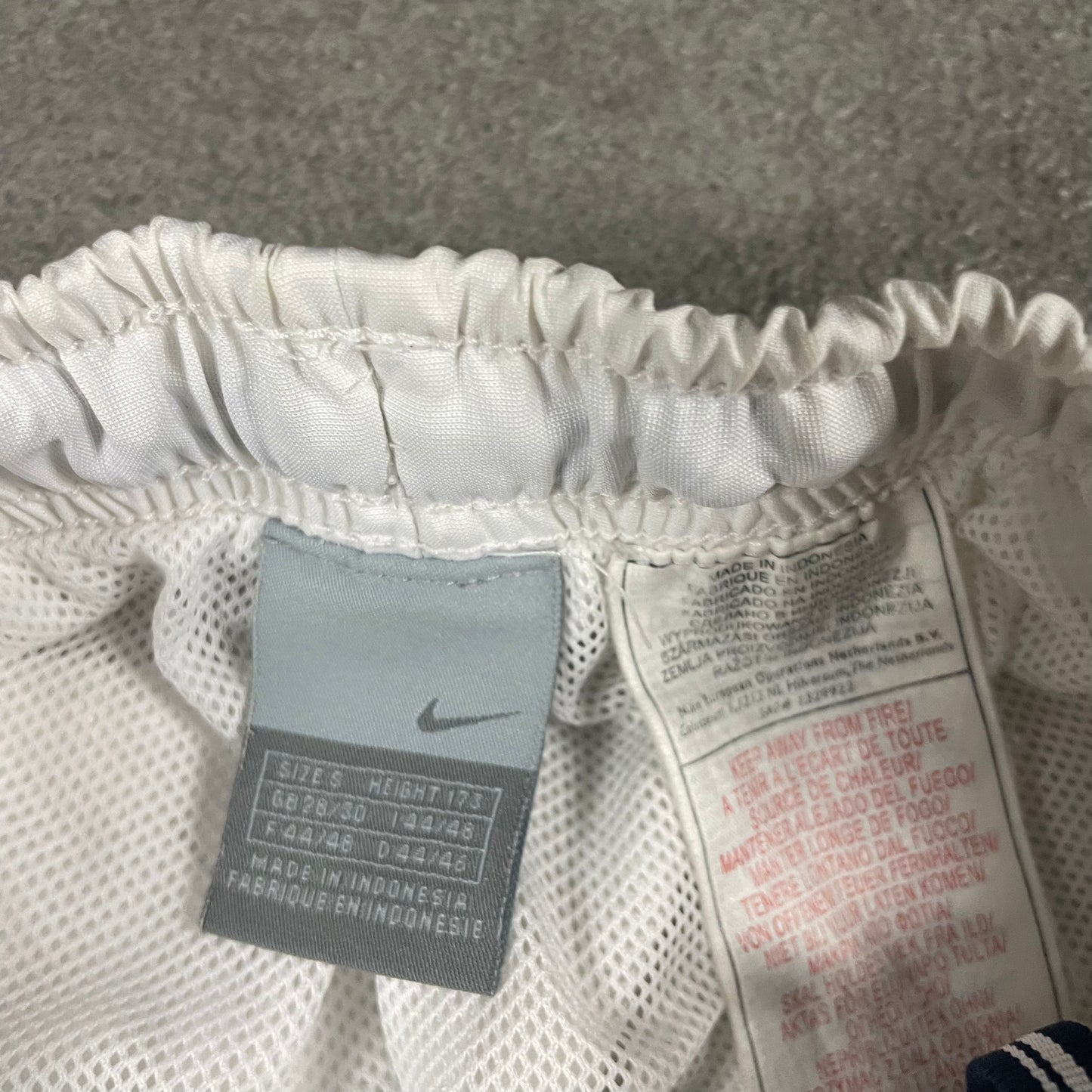 Nike vintage White Pants (S)