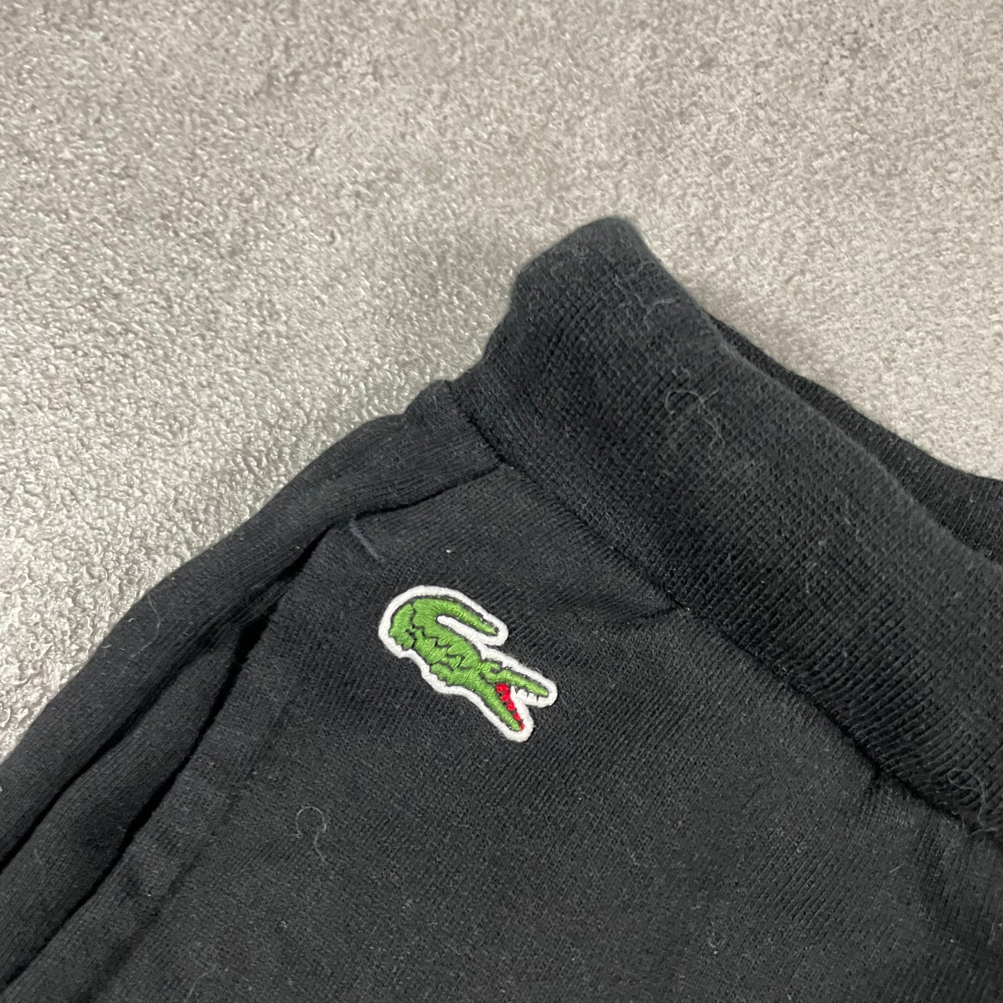 Lacoste sweatpants (L)