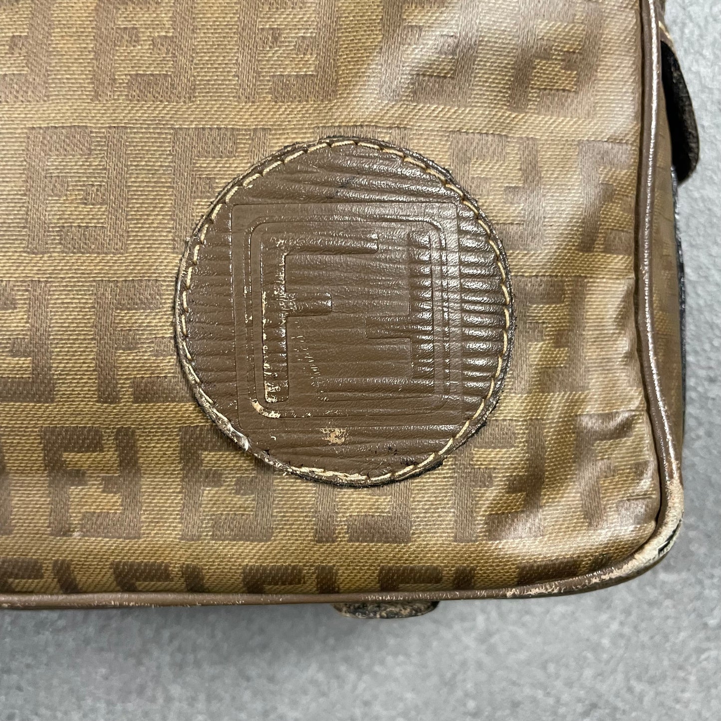 Fendi vintage Messenger