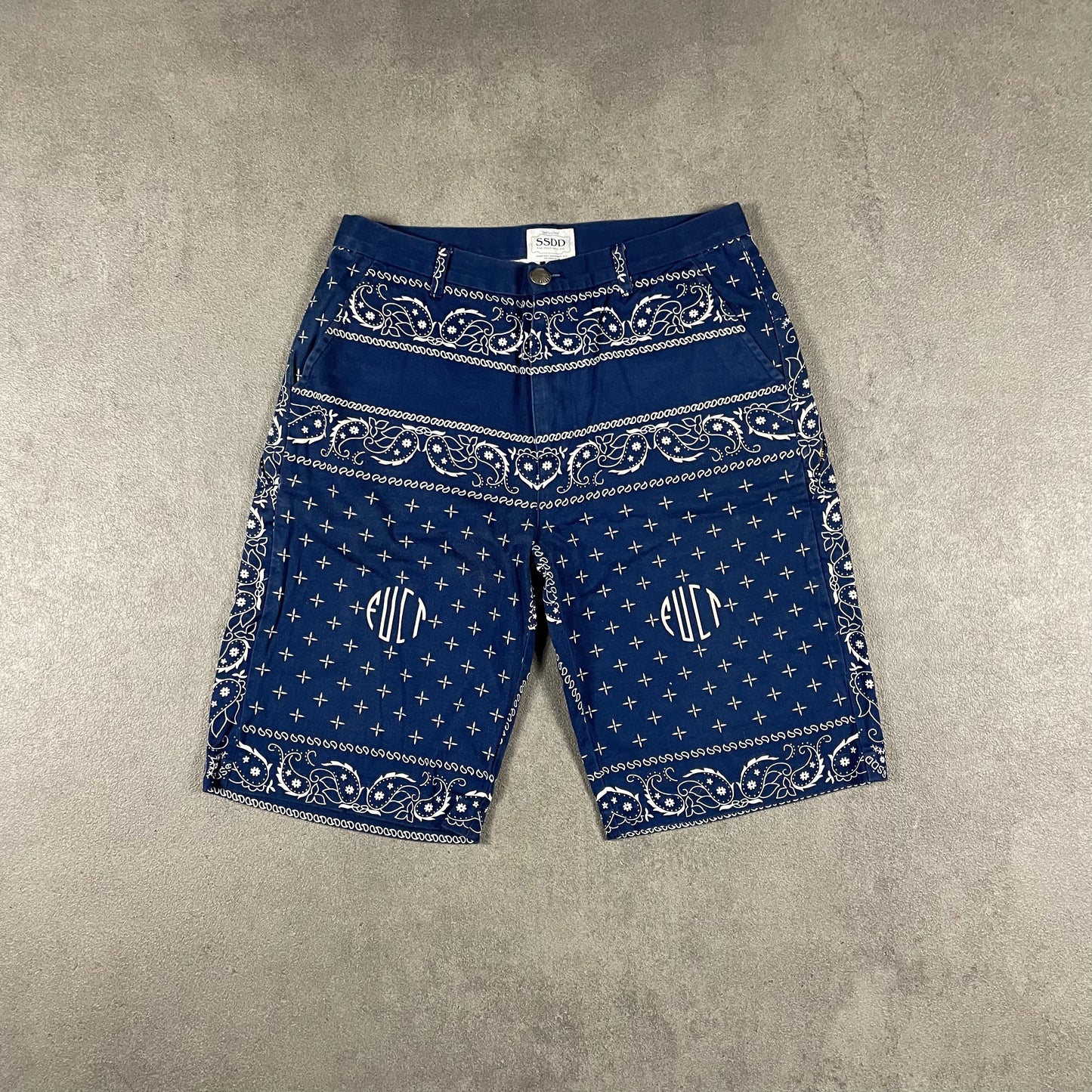 Fuct Vintage bandana Short (M)