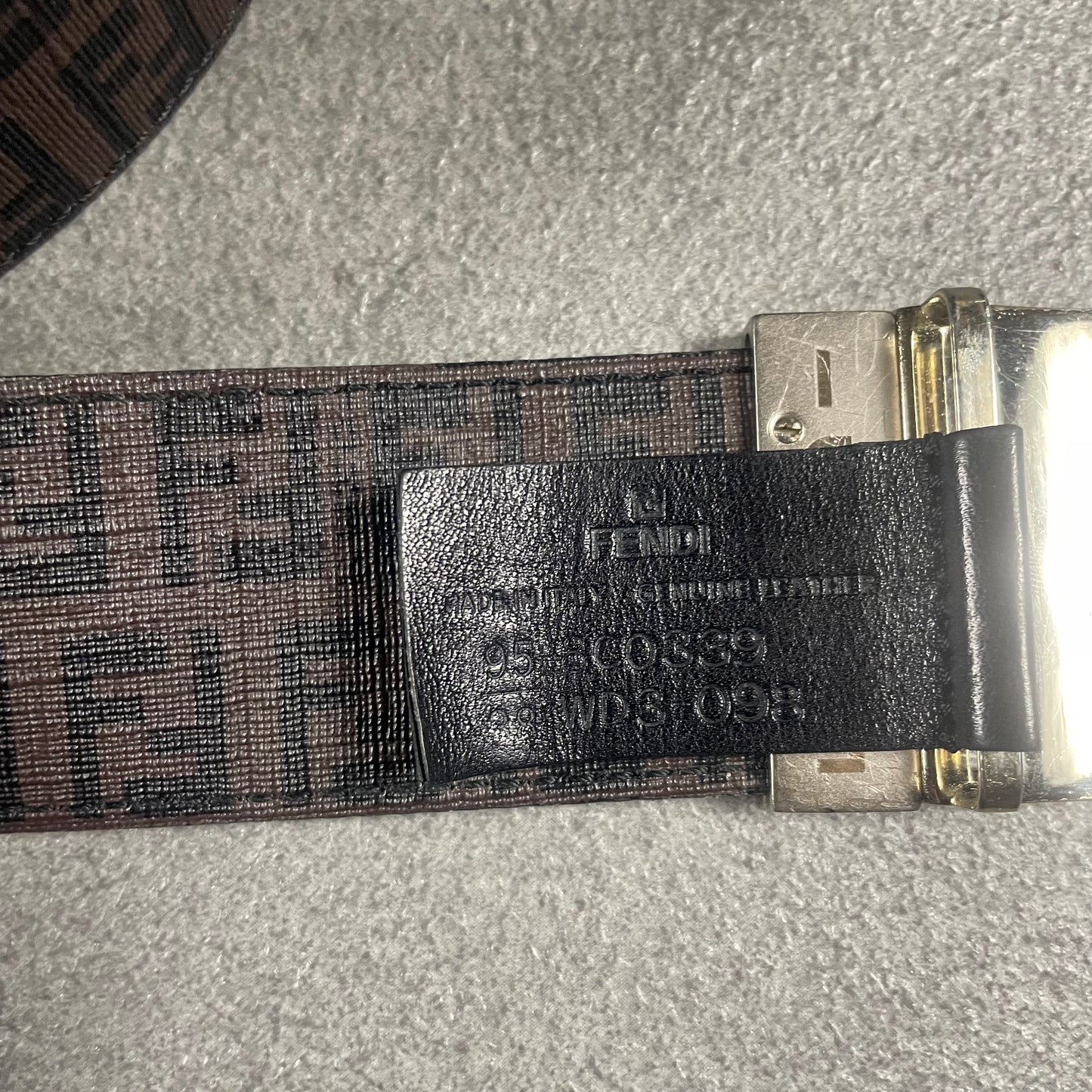 Fendi reversible Belt (95)