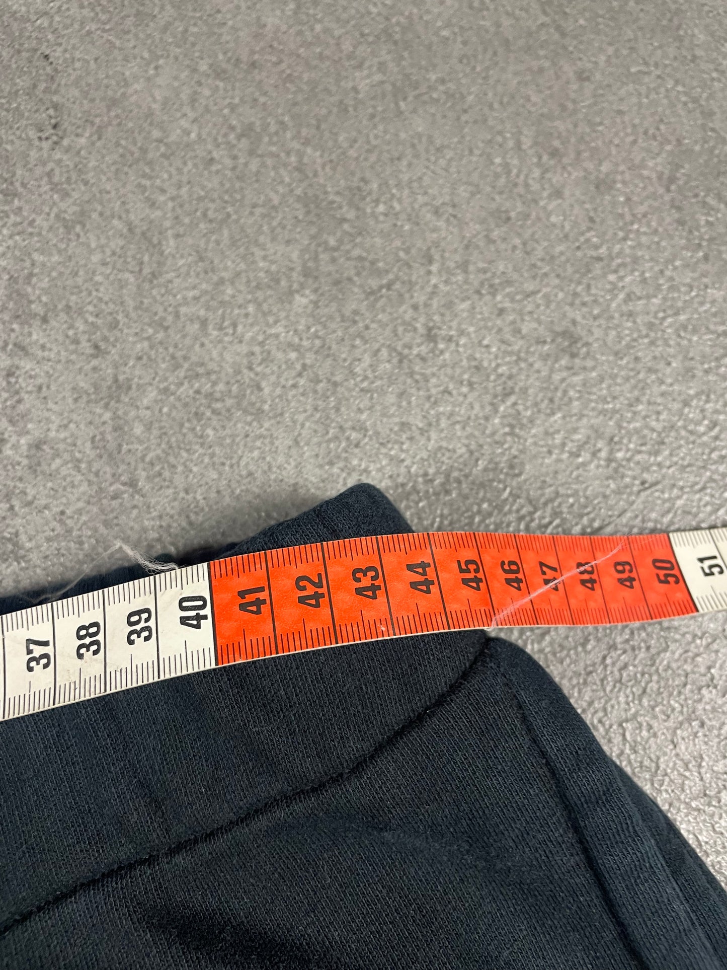 Lacoste vintage Sweatpants (M-L)