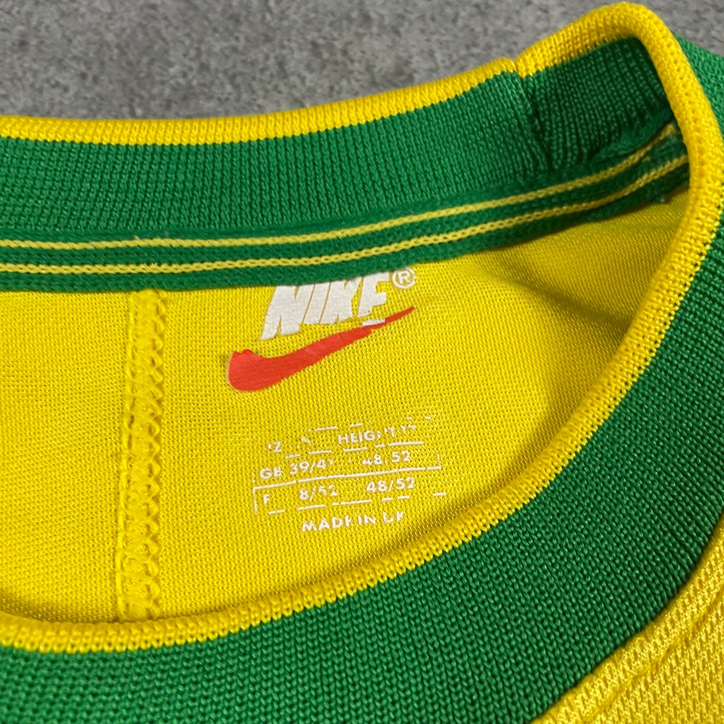 Nike x Brazil 90s Jersey (M)