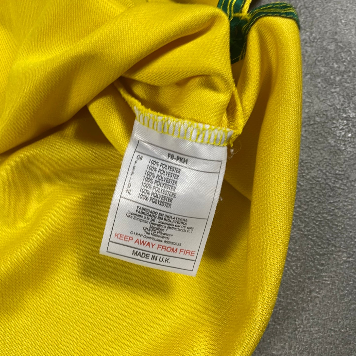 Nike x Brazil 90s Jersey (M)