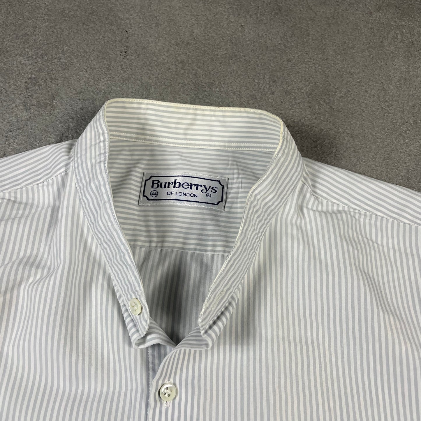 Burberry vintage Shirt (L)