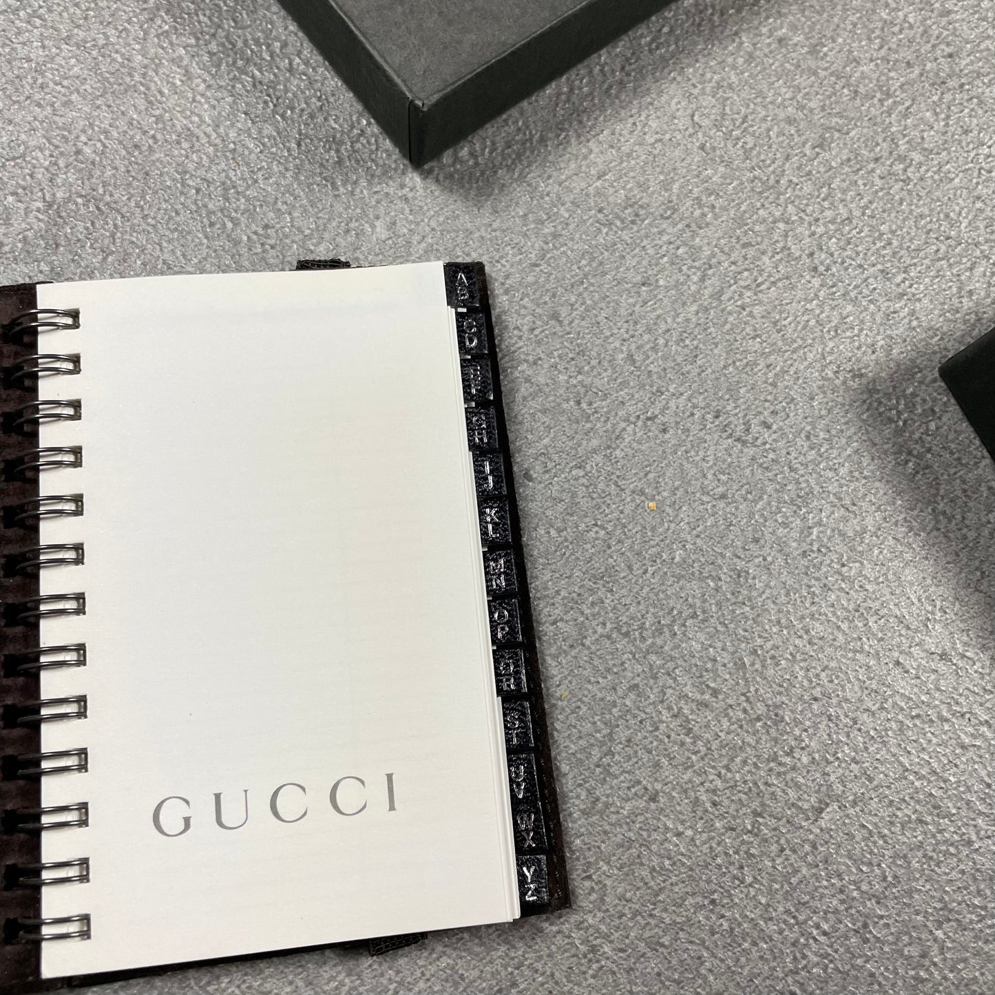 Gucci Agenda