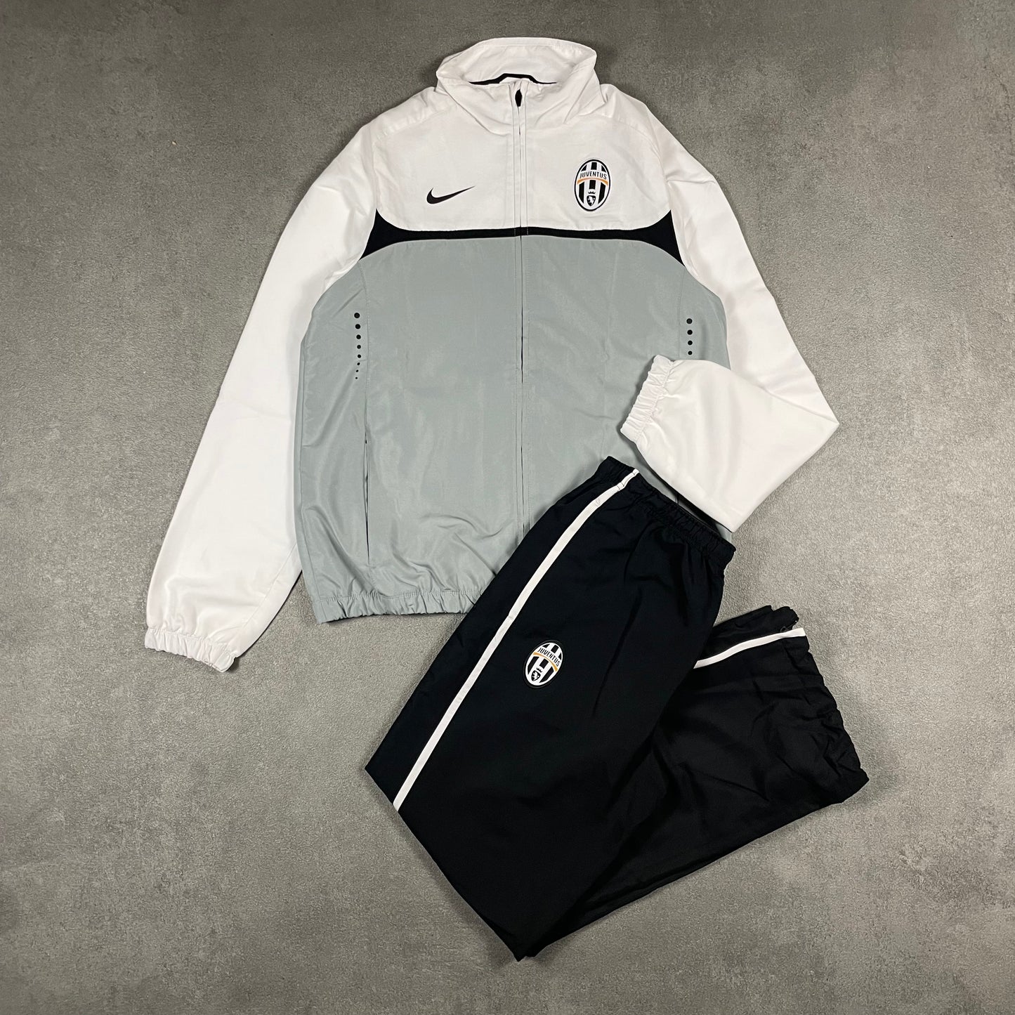 Nike x juventus Suit (M)