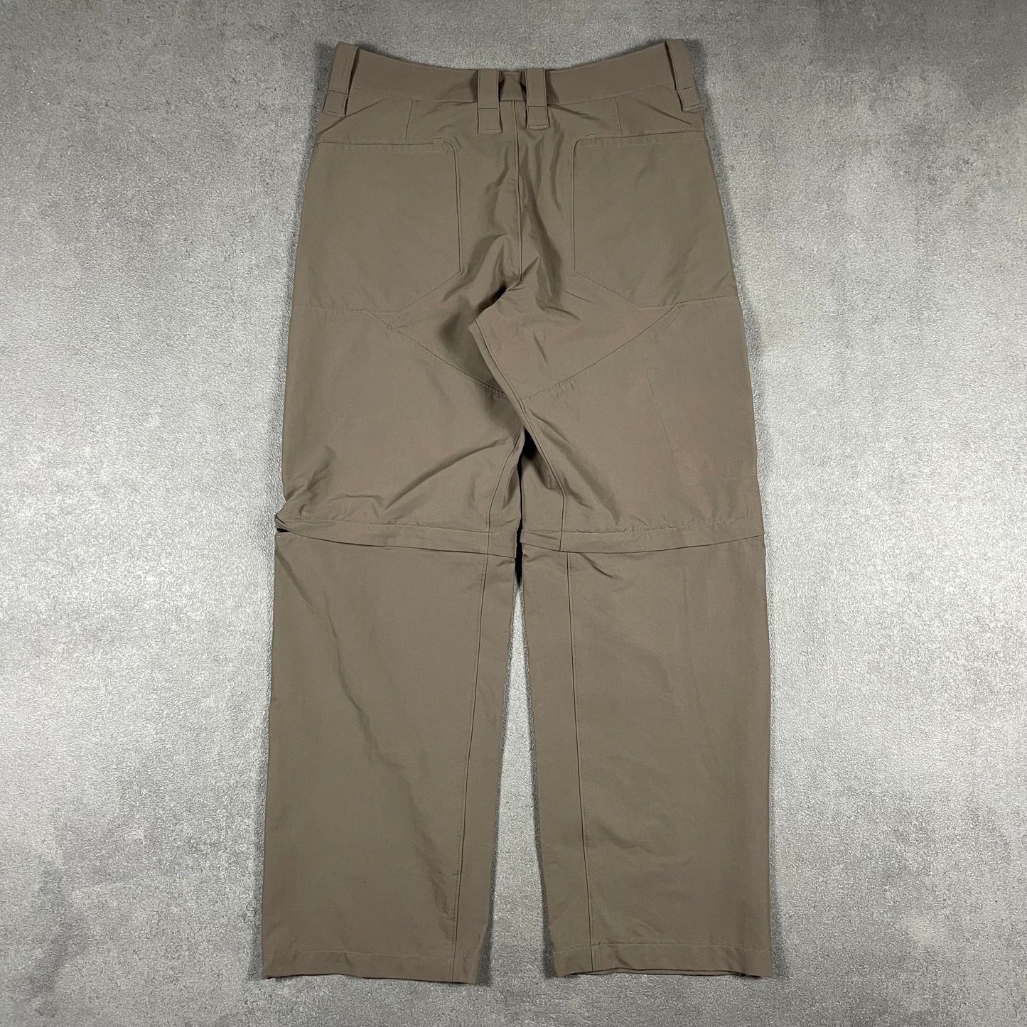 Nike ACG pant + short (32)