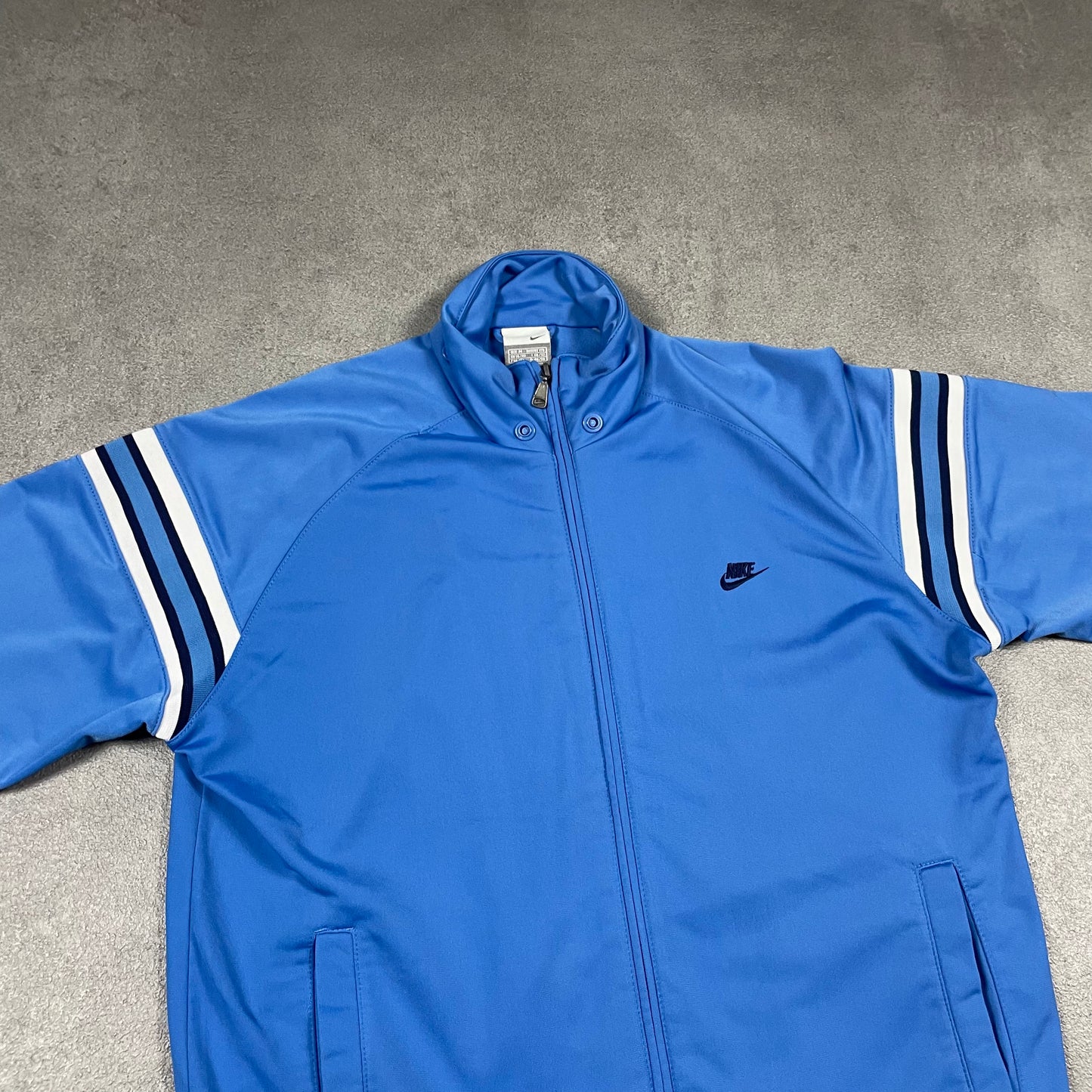 Nike vintage tracksuit (M)