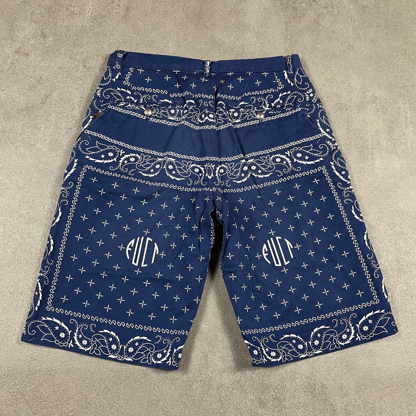 Fuct Vintage bandana Short (M)