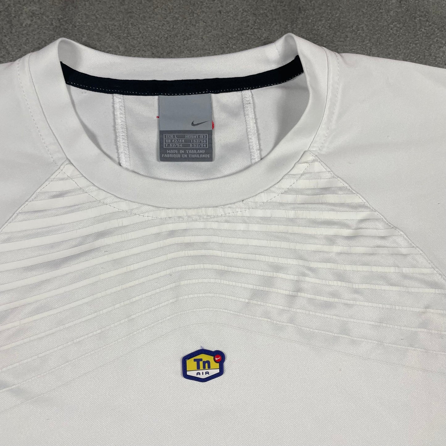 Nike Tn Vintage Tee ( L )