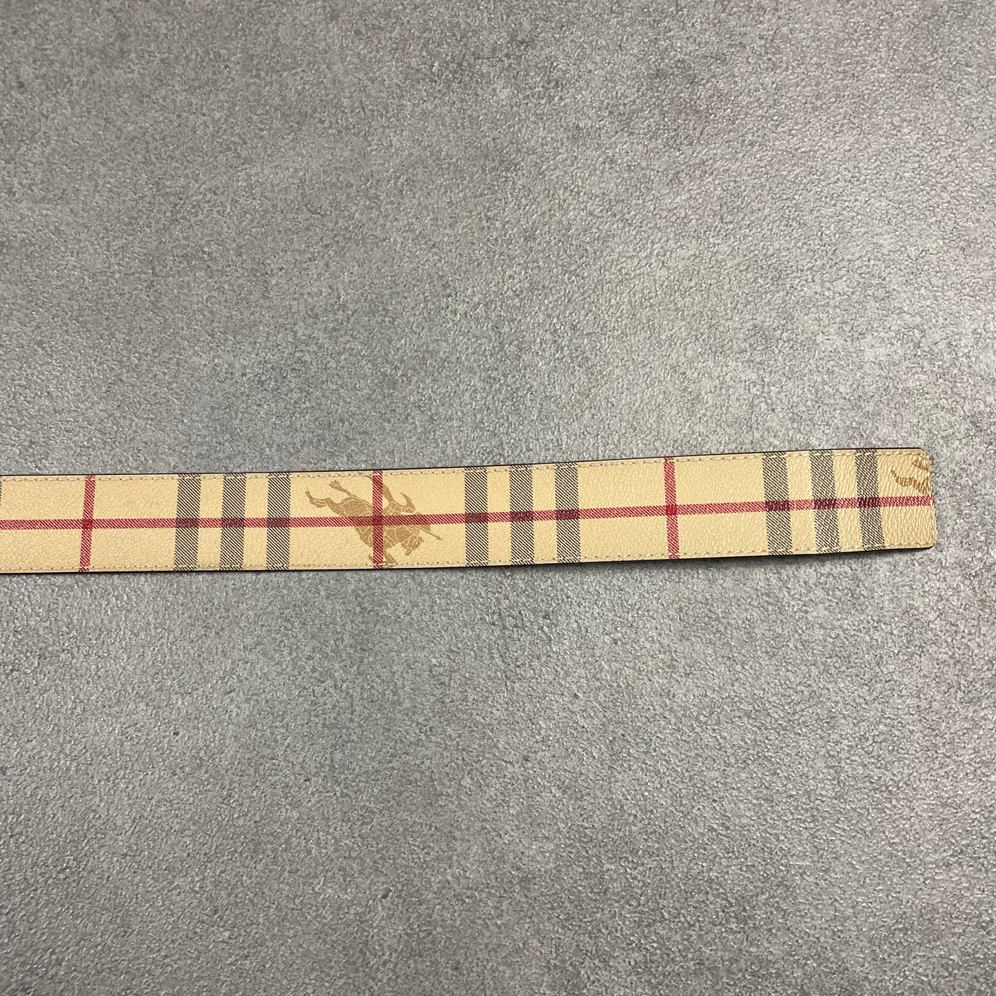 Burberry vintage belt (105)